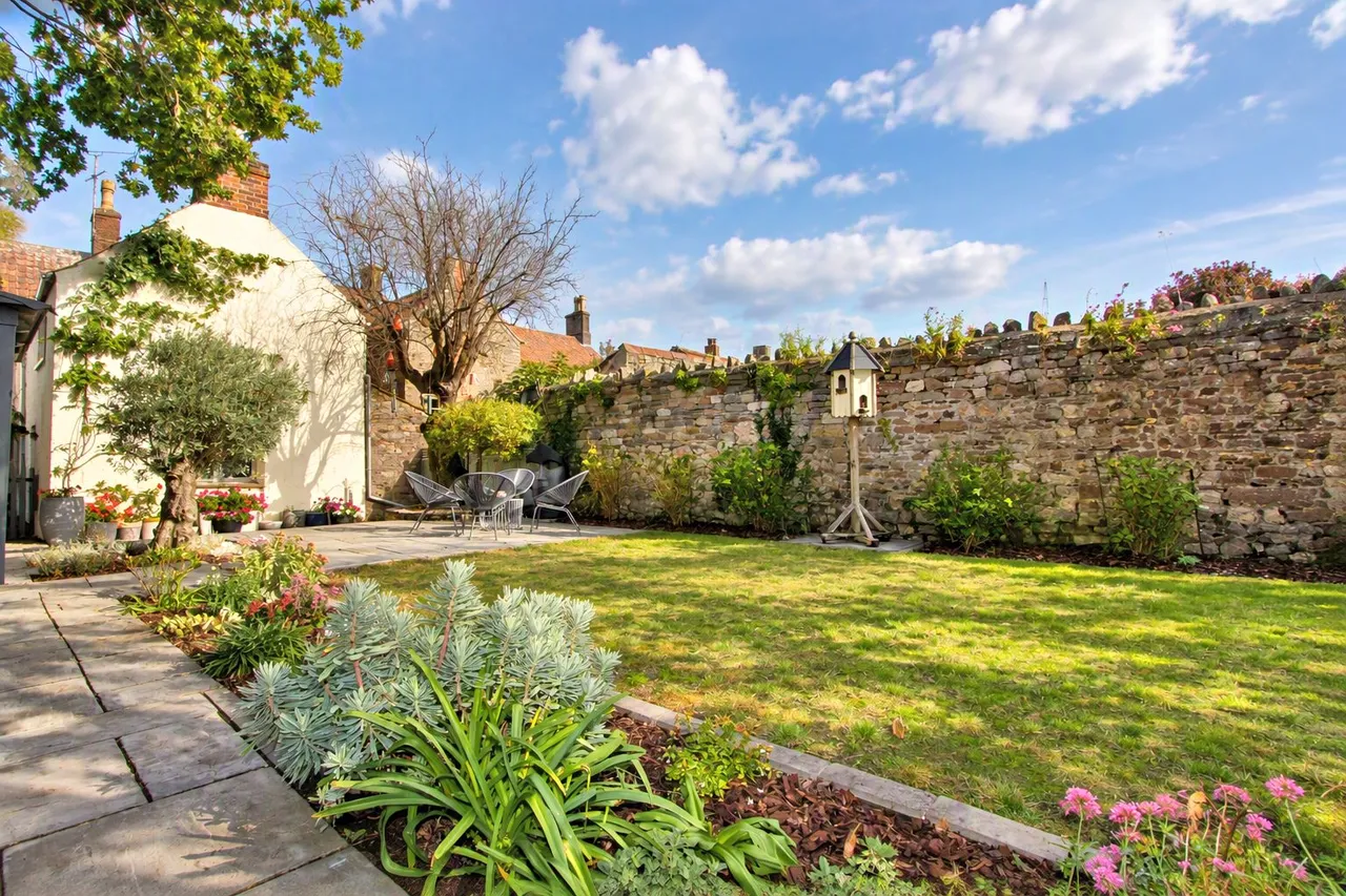 Castle Street, Thornbury, photo 7