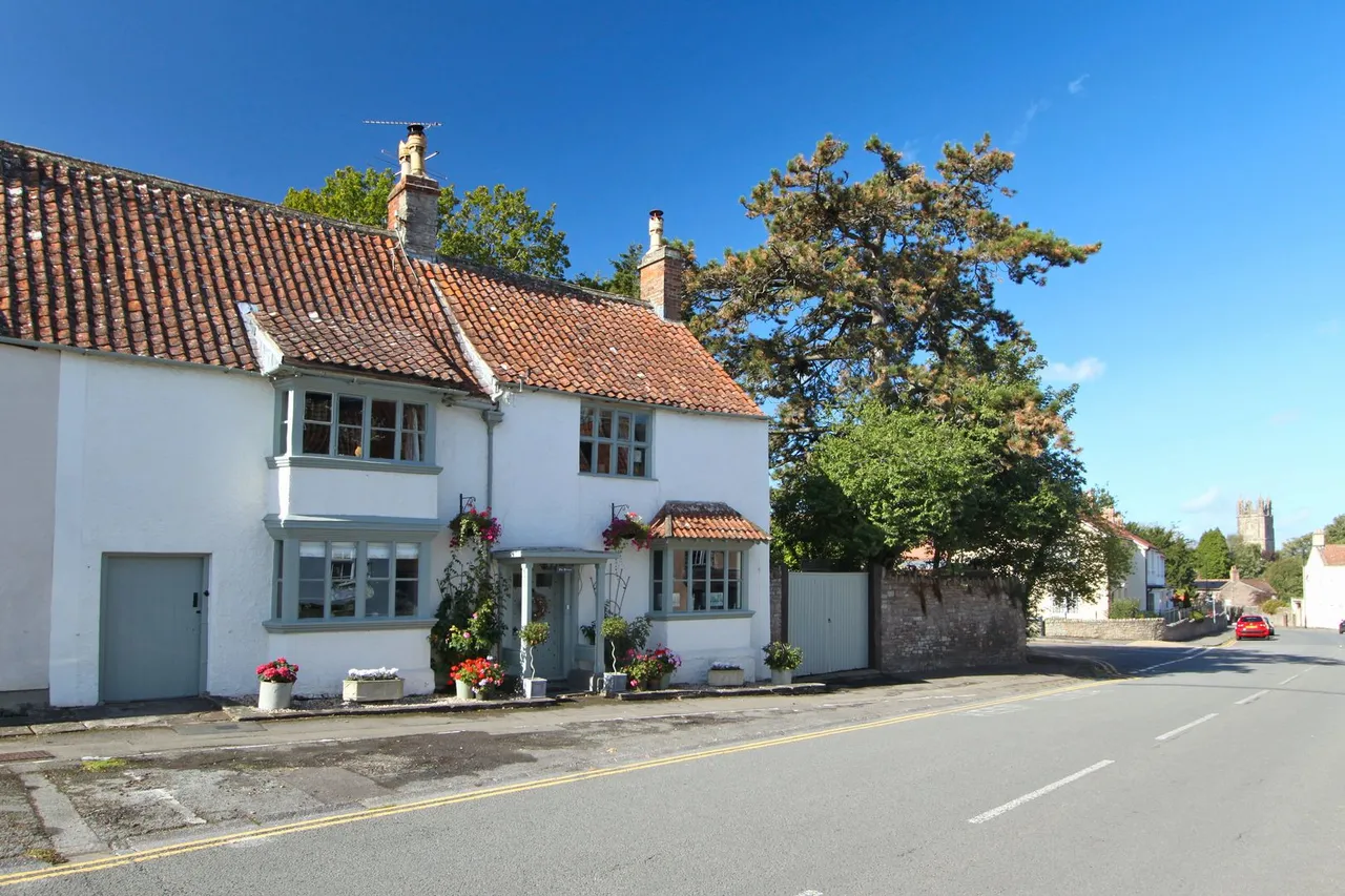 4 bed house for sale, Castle Street, Thornbury