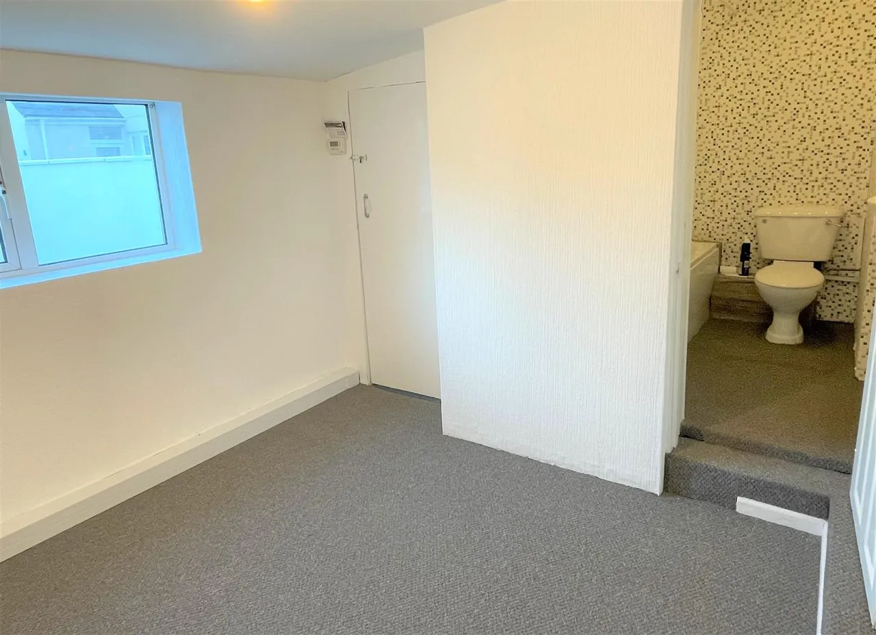 Grosvenor Place, St. Austell, photo 16