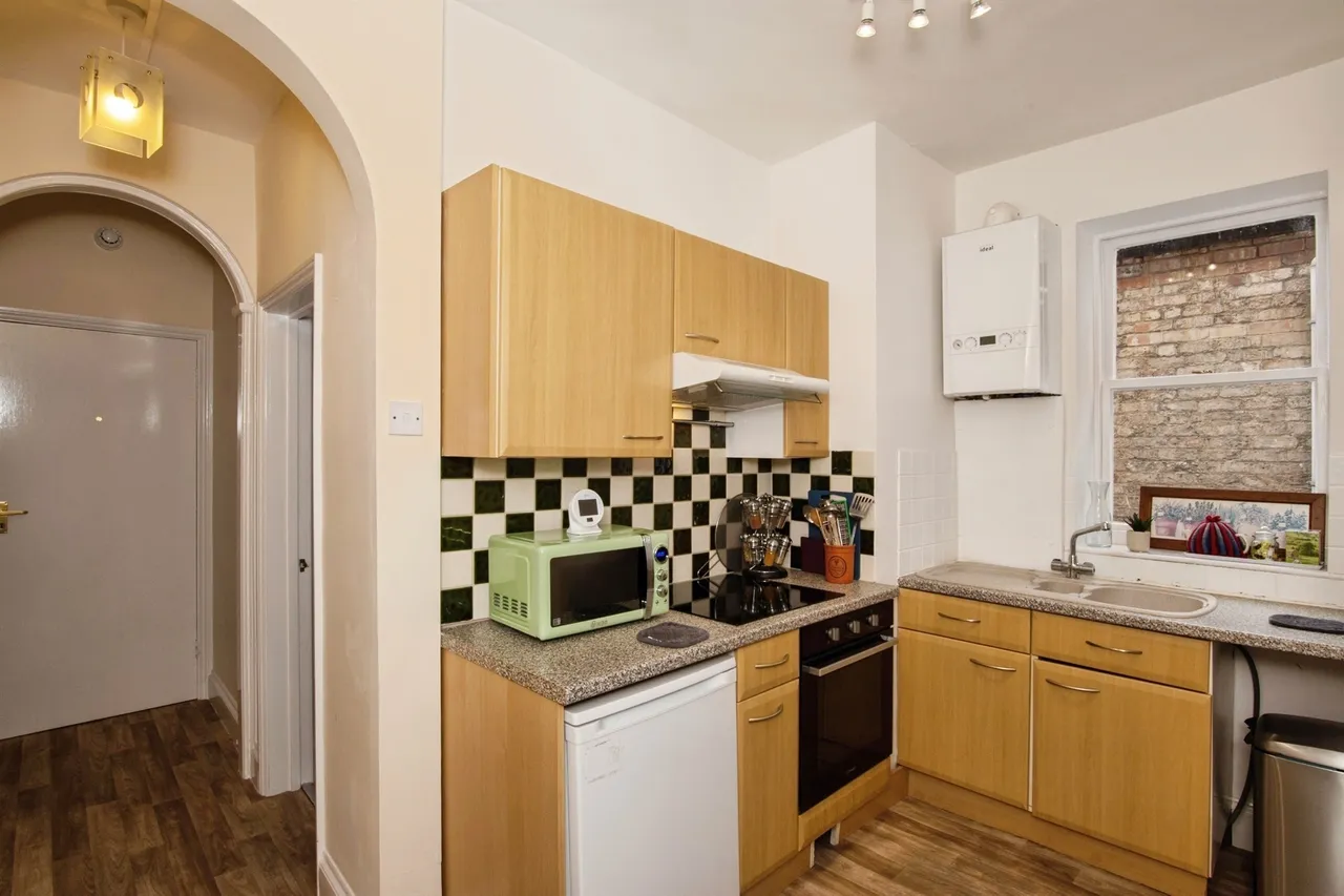Belle Vue Terrace, Malvern, WR14, photo 9