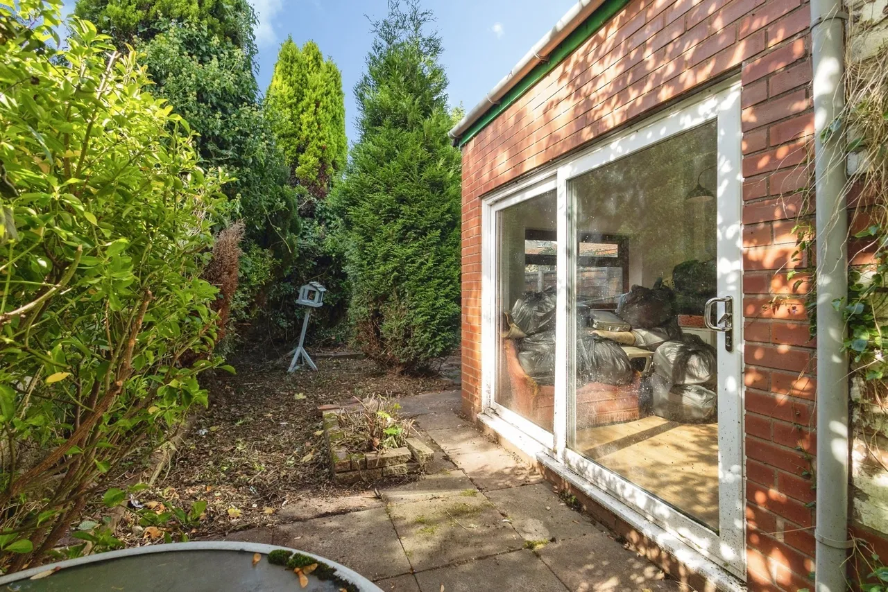 Haughton Green Road, Denton, M34, photo 16