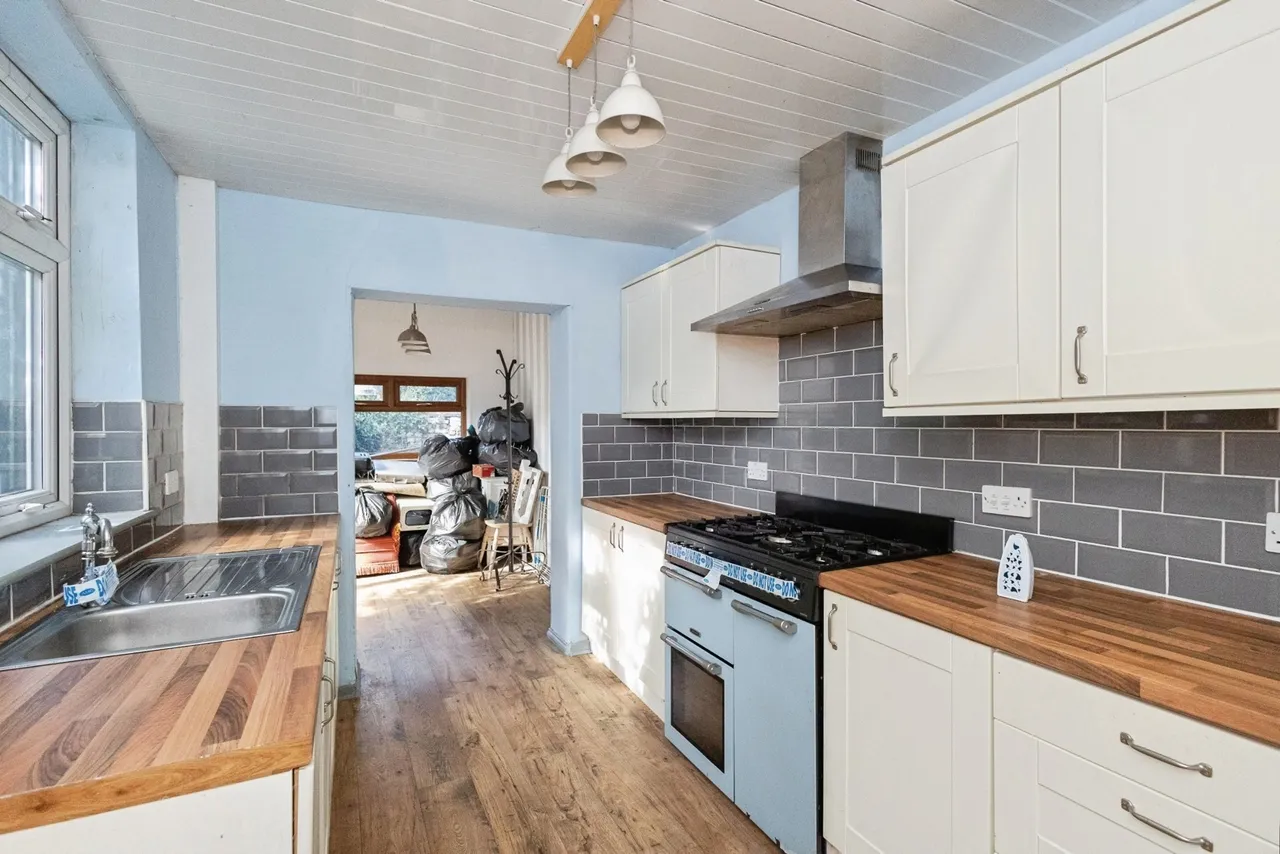 Haughton Green Road, Denton, M34, photo 8