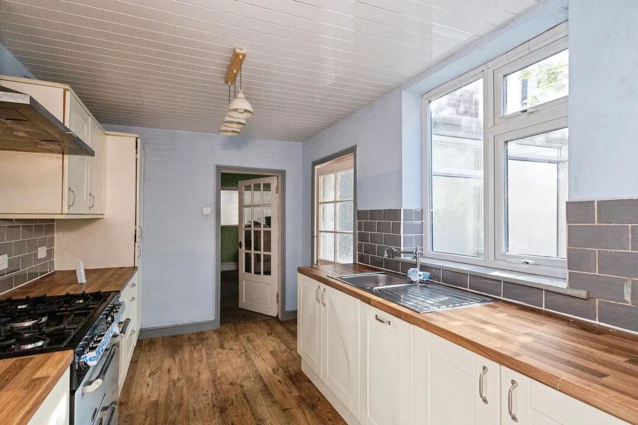 Haughton Green Road, Denton, M34, photo 9