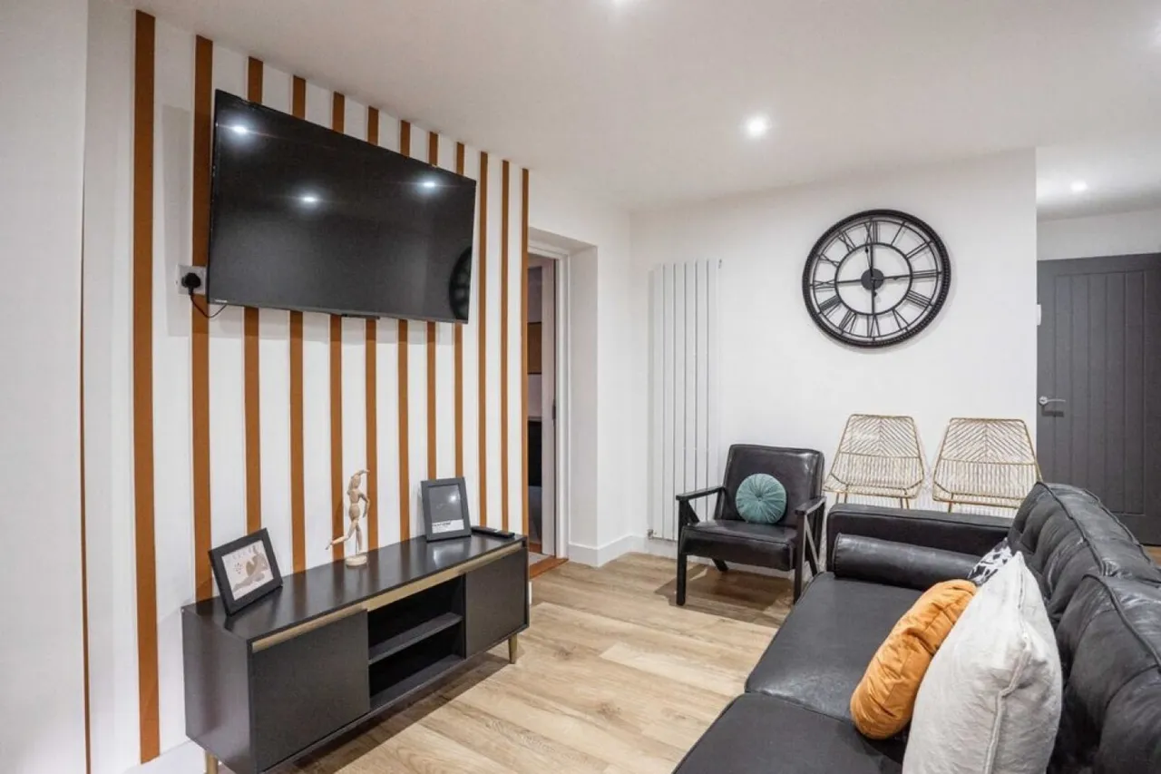 The Valley, Stanmore, photo 11