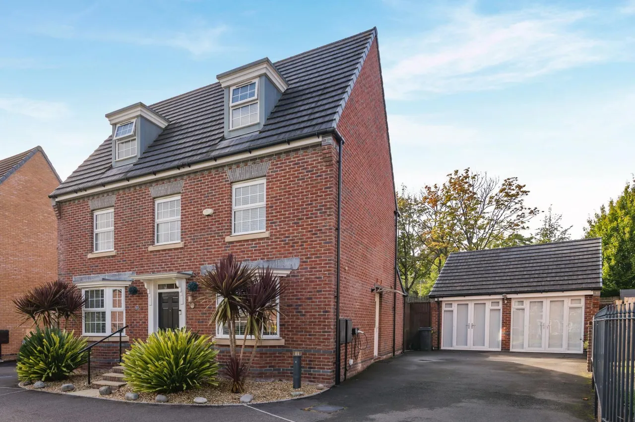 Ty'n-Y-Gollen Court, St. Mellons, CF3, photo 24