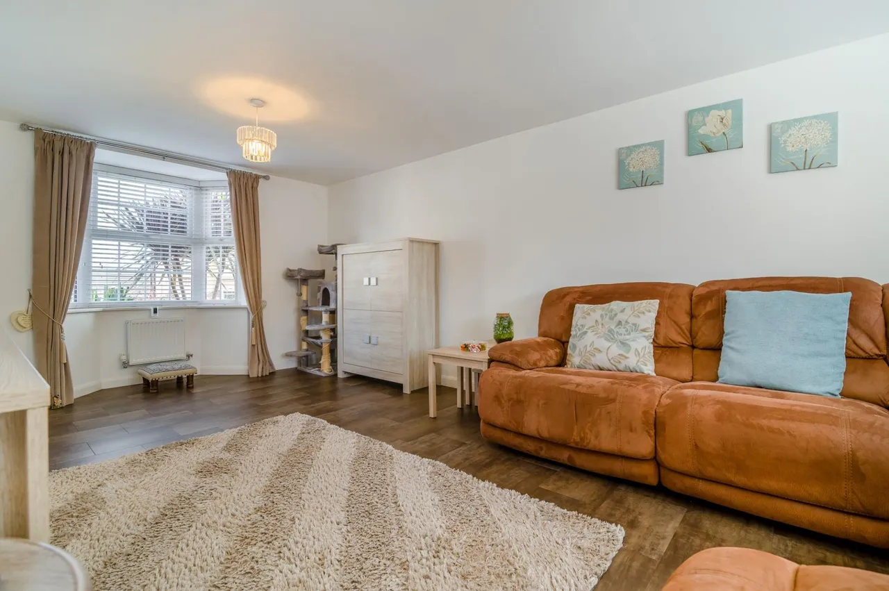 Ty'n-Y-Gollen Court, St. Mellons, CF3, photo 8