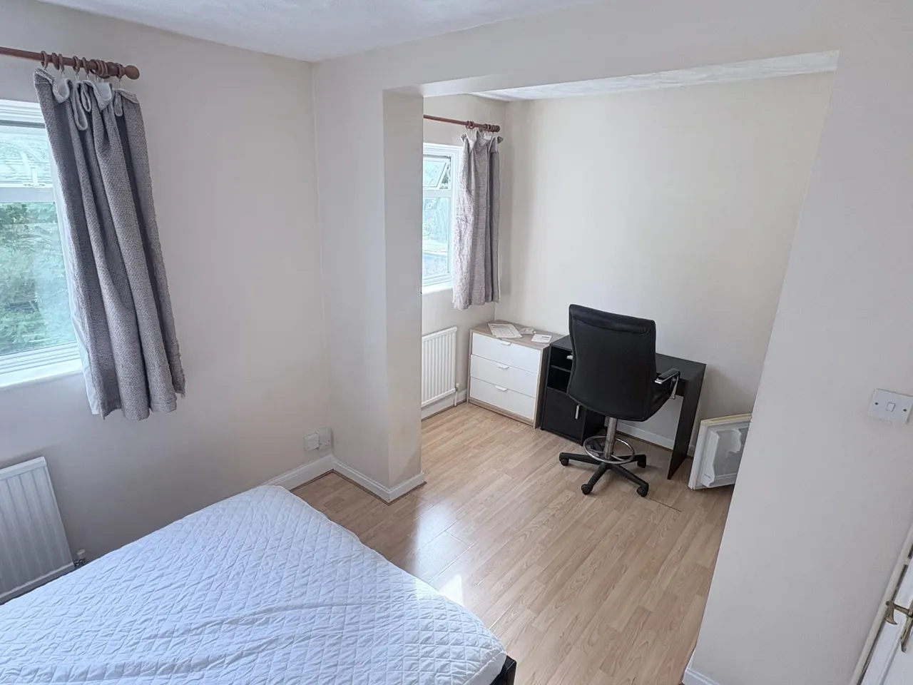 Farnborough Road, Farnborough, GU14, photo 4