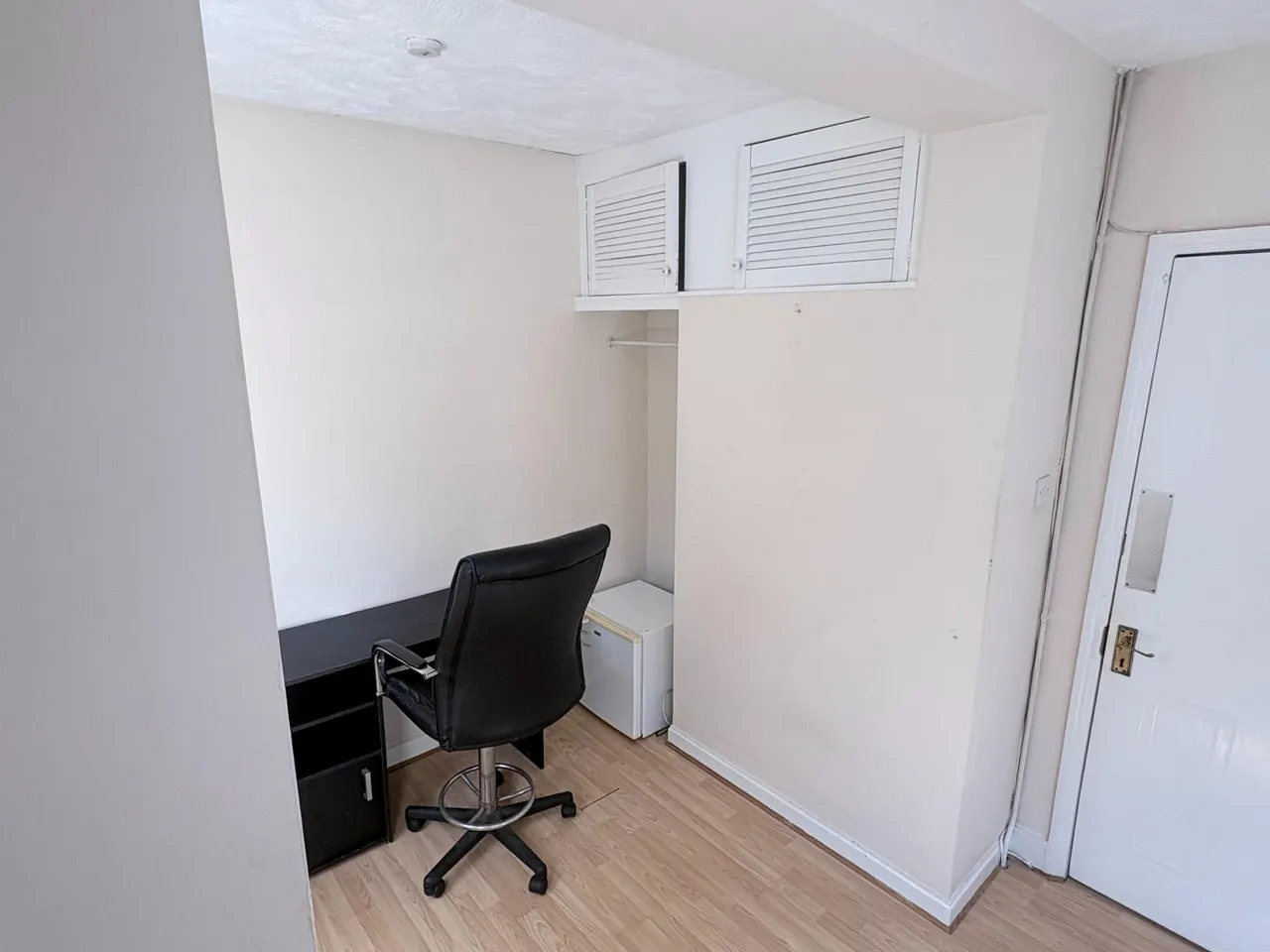 Farnborough Road, Farnborough, GU14, photo 5
