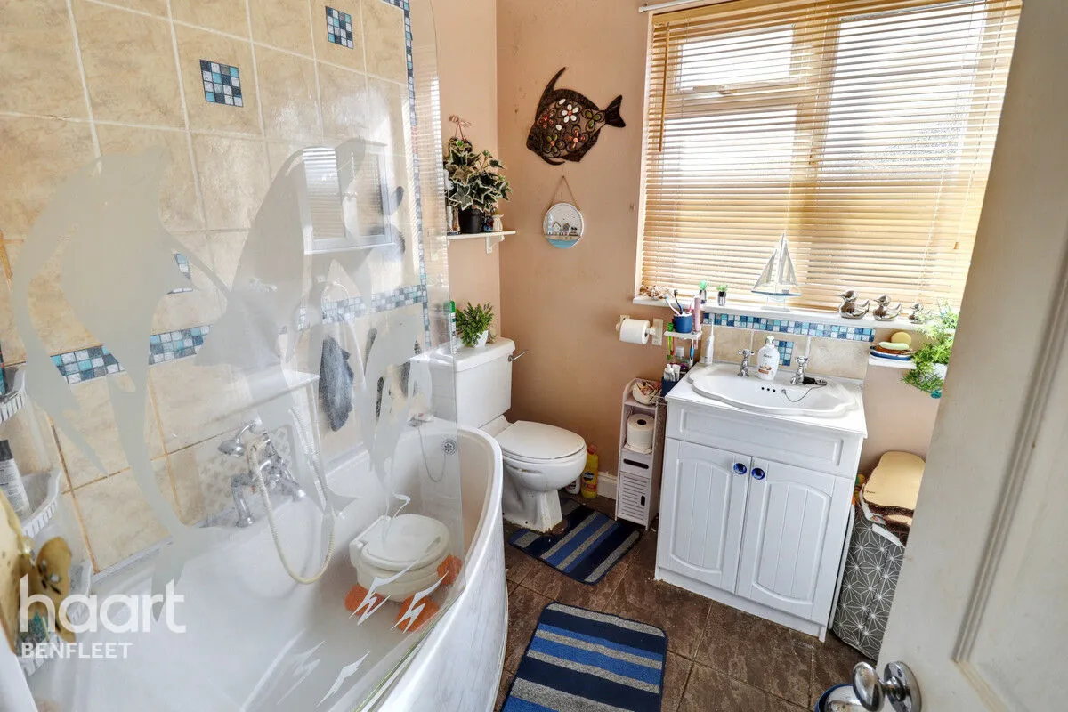 Berkeley Lane, Canvey Island, SS8, photo 8