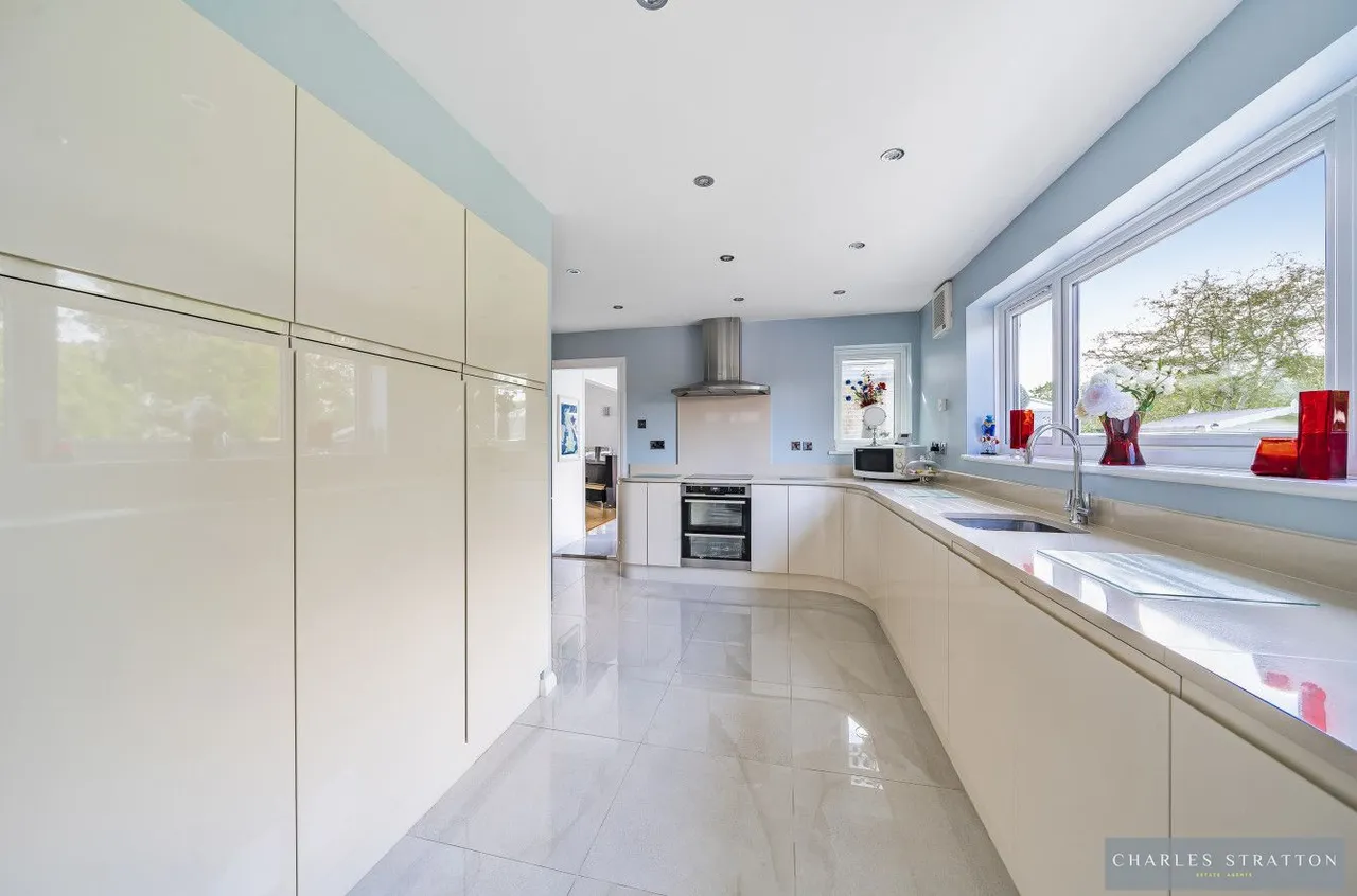 Brook Close, Romford, Essex, RM2 5QU, photo 12