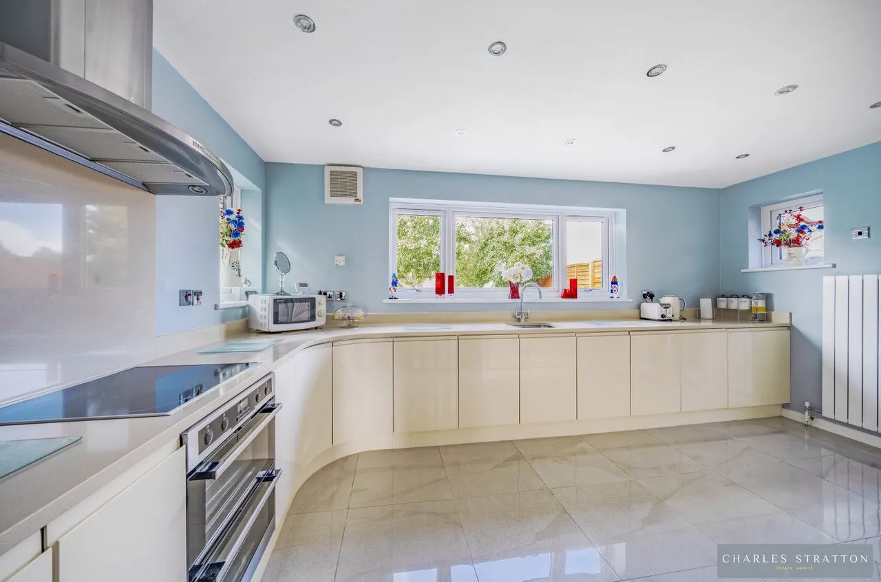 Brook Close, Romford, Essex, RM2 5QU, photo 11