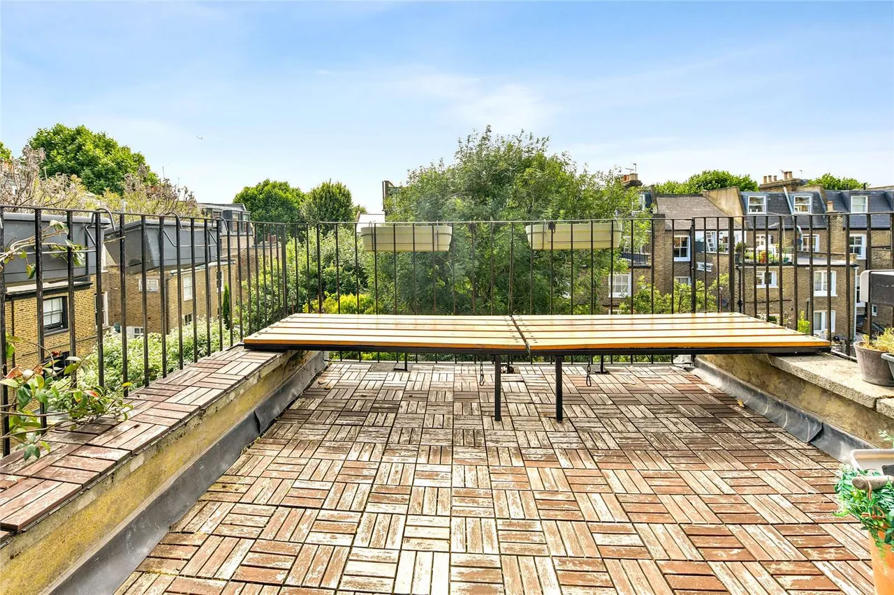 Hammersmith Grove, London, W6 0NJ, photo 3