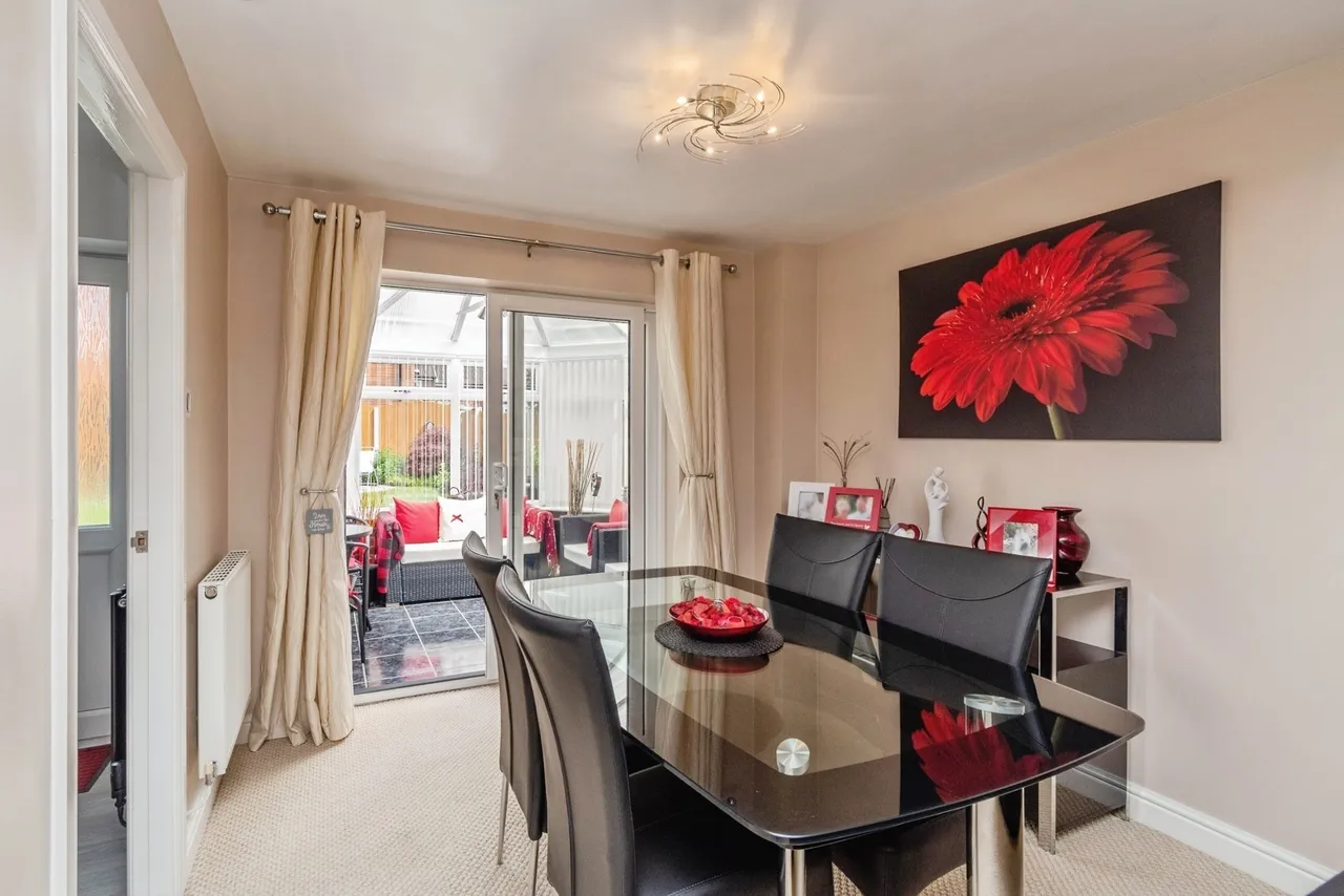 Van Gogh Close, Cannock, Staffordshire, WS11, photo 4