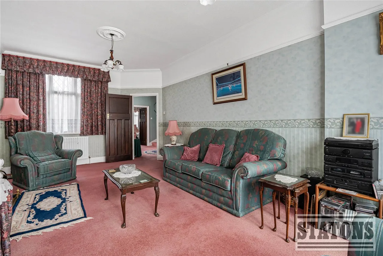 Ashurst Road, Cockfosters, Barnet, EN4 9LG, photo 12