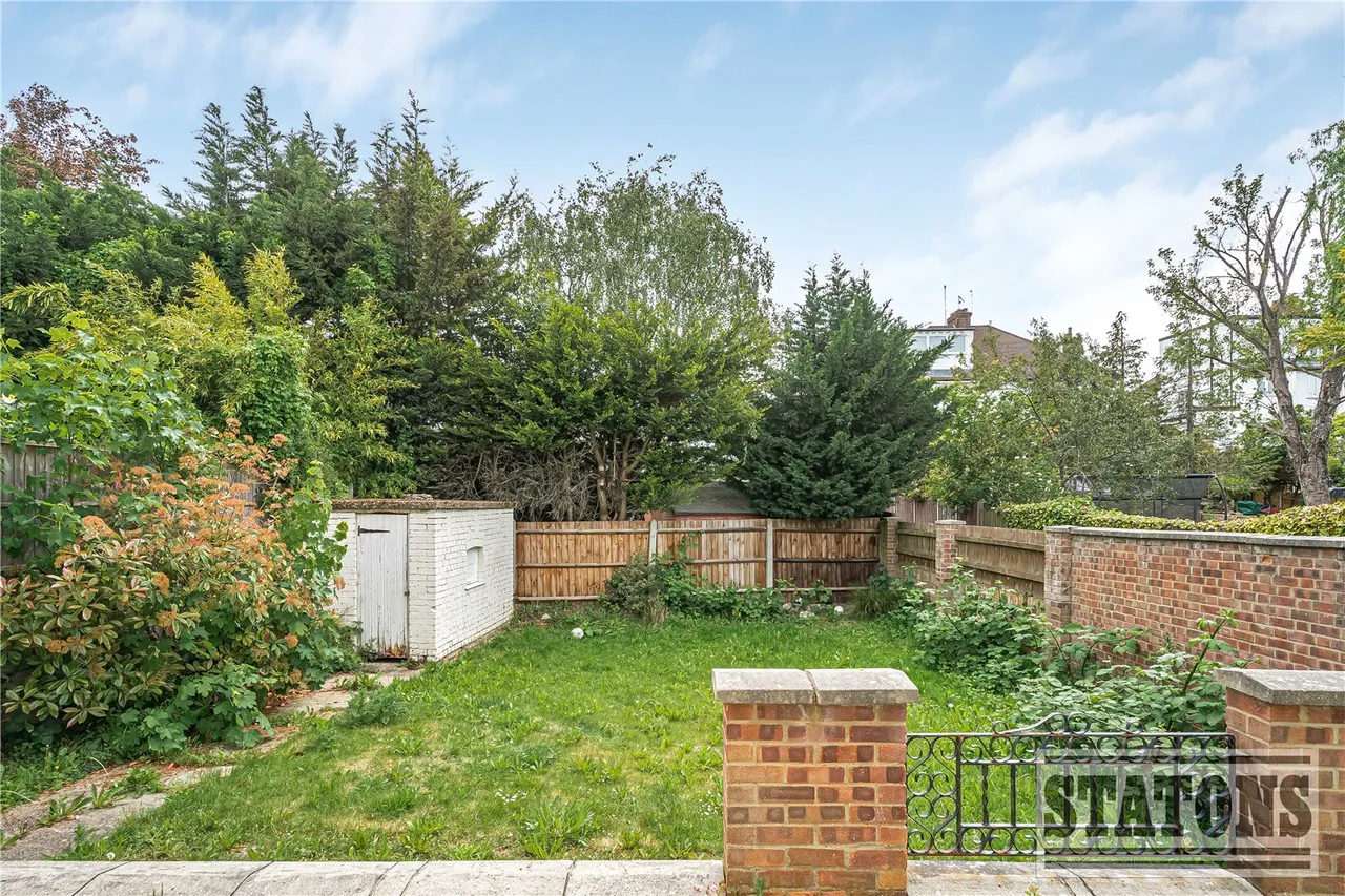 Ashurst Road, Cockfosters, Barnet, EN4 9LG, photo 16