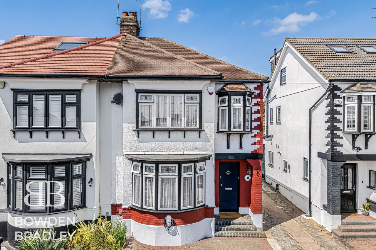 Colvin Gardens, Hainault, IG6, photo 25