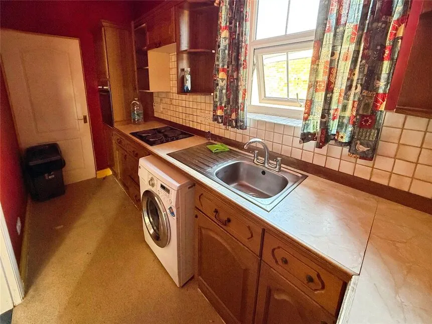 Tillbridge Road, Sturton By Stow, Lincolnshire, LN1, photo 5