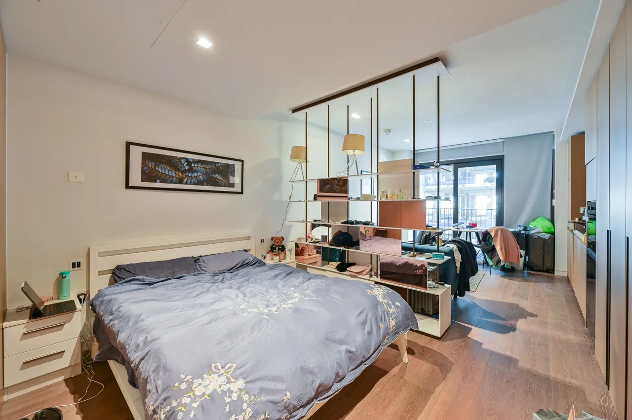 Flat 901, 30 Casson Square, London, photo 2