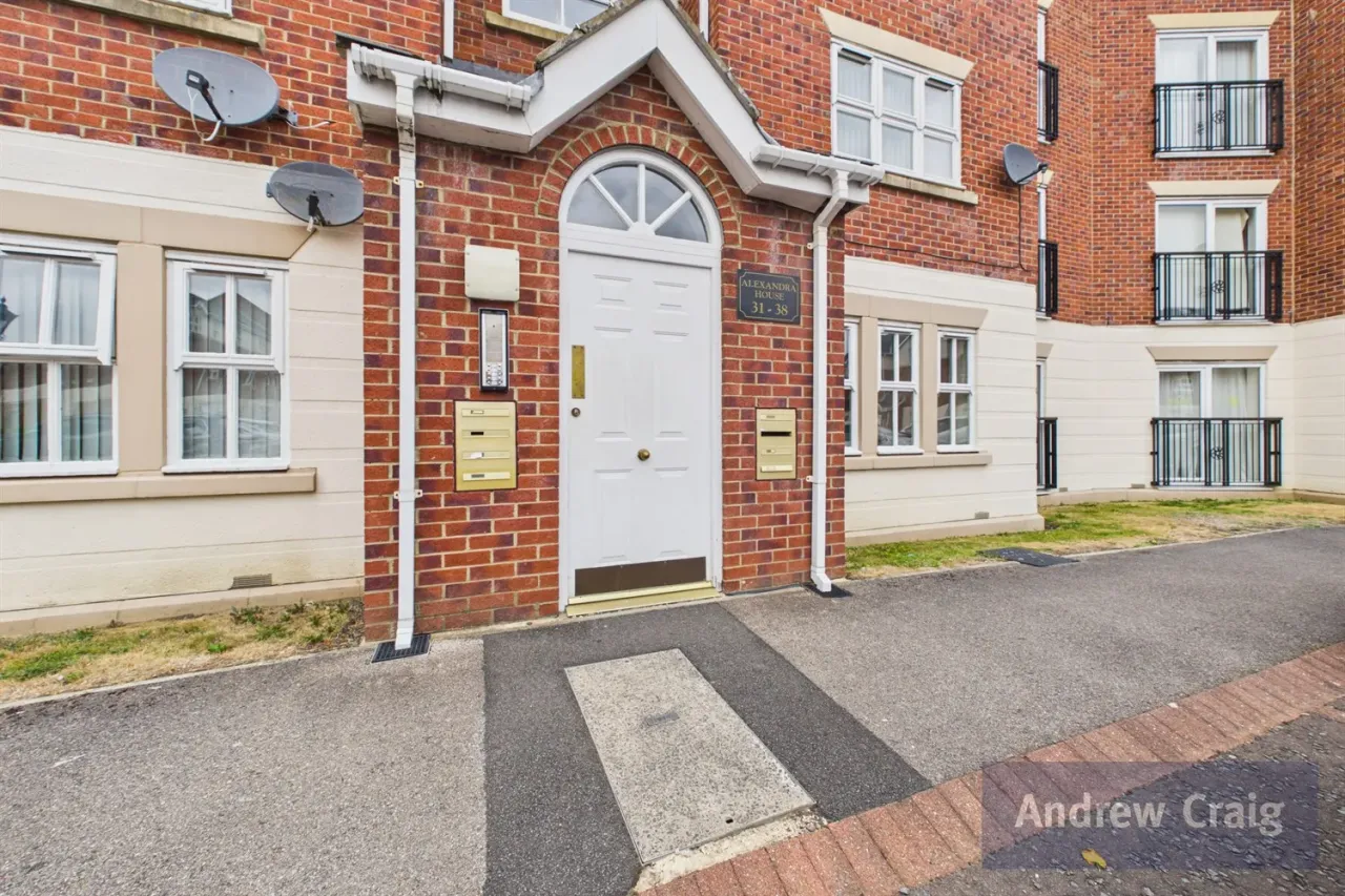 Alexandra House, Victoria Court, SR2, photo 10