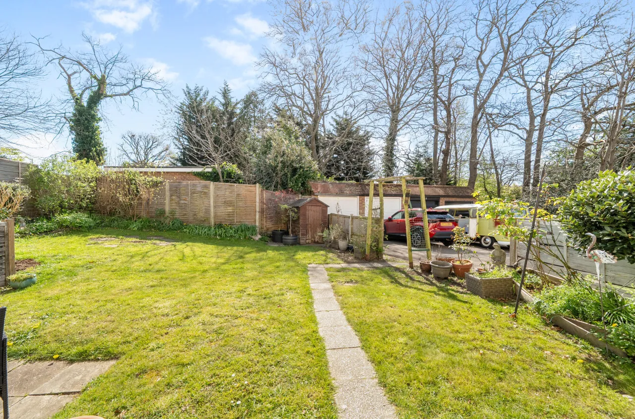 Farm Court, Farm Road, Frimley, Camberley, GU16 8TJ, photo 10
