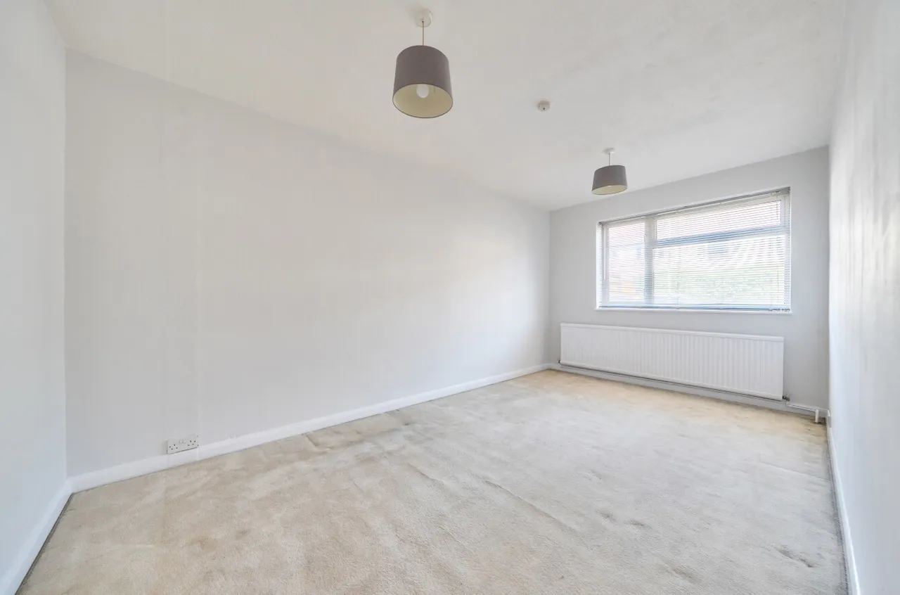 Farm Court, Farm Road, Frimley, Camberley, GU16 8TJ, photo 6