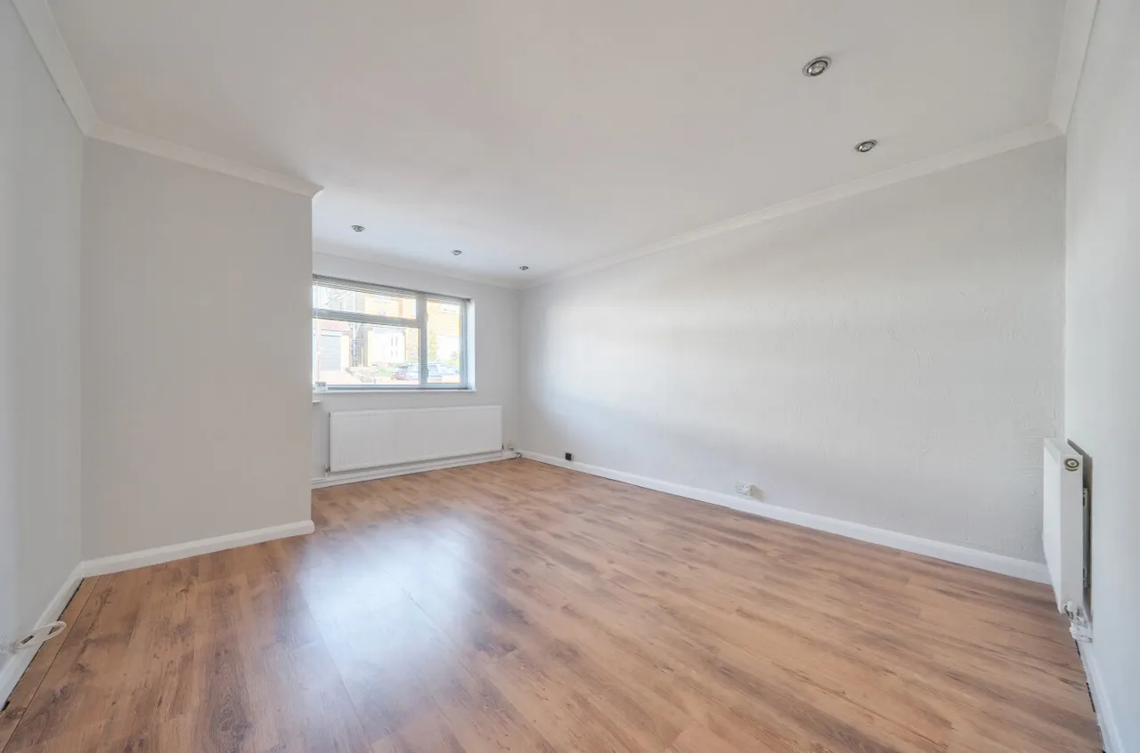 Farm Court, Farm Road, Frimley, Camberley, GU16 8TJ, photo 5