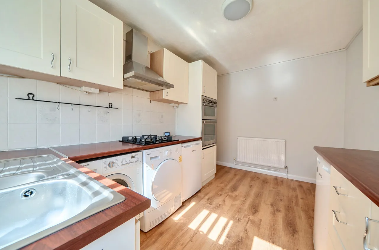 Farm Court, Farm Road, Frimley, Camberley, GU16 8TJ, photo 14