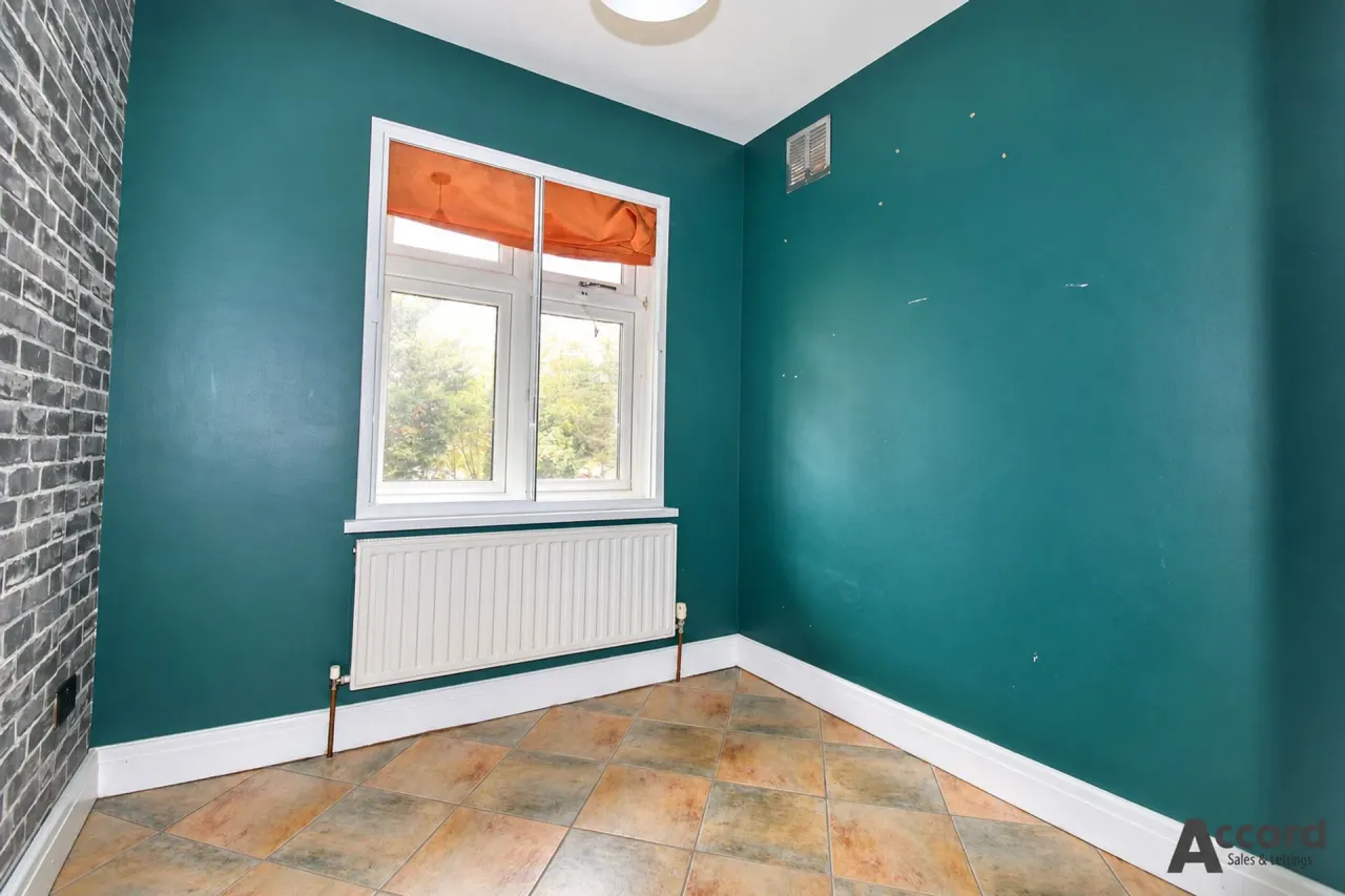Pettits Boulevard, Romford, RM1, photo 10