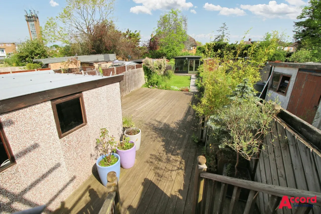 Pettits Boulevard, Romford, RM1, photo 32