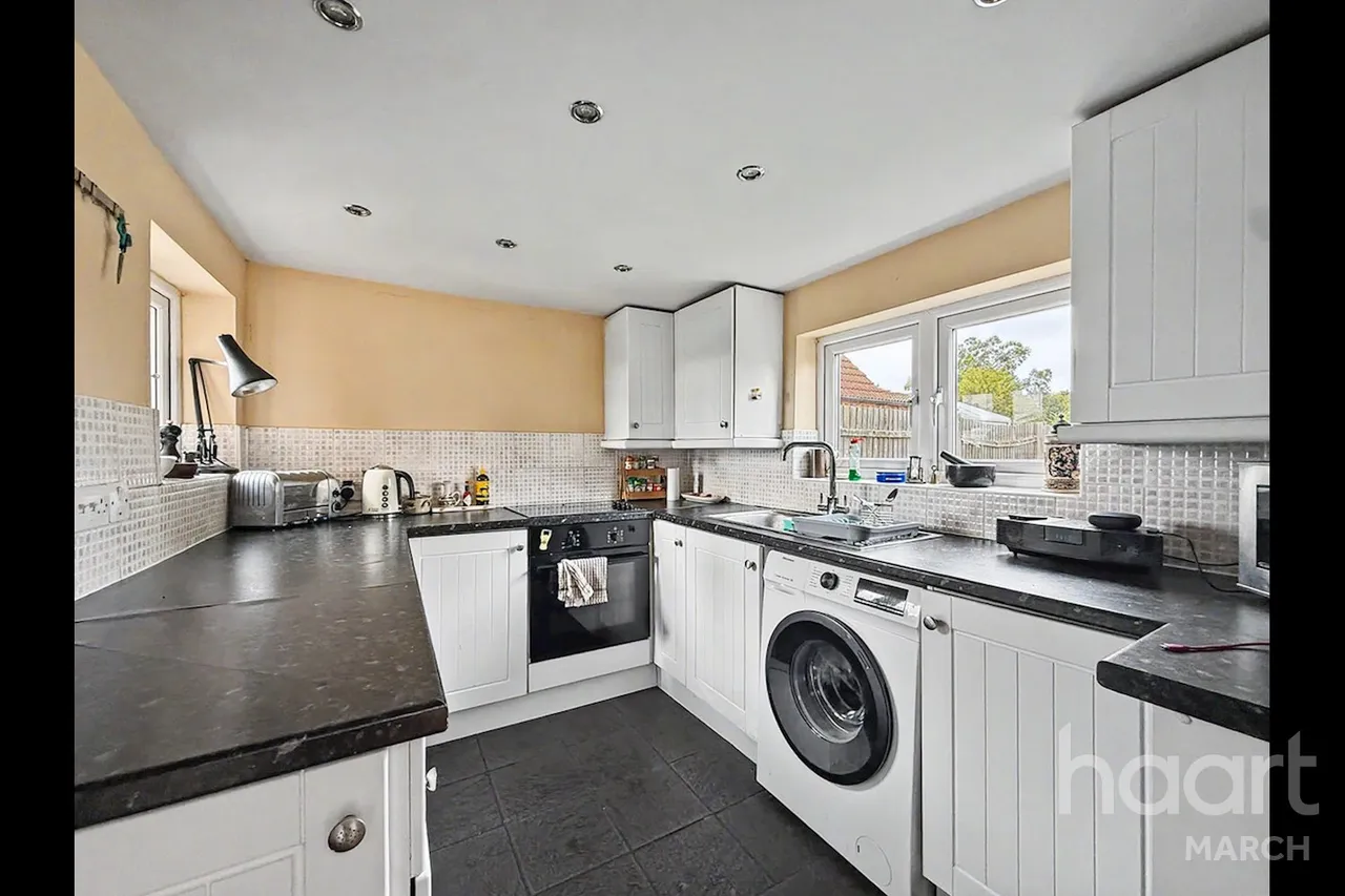 Doddington Road, Benwick, PE15, photo 4