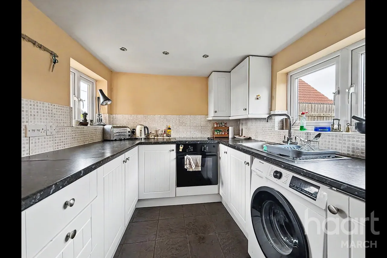 Doddington Road, Benwick, PE15, photo 8