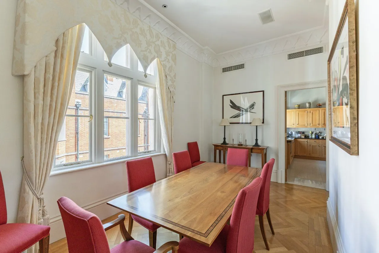 Rose Square, Chelsea, London, SW3 6RS, photo 3