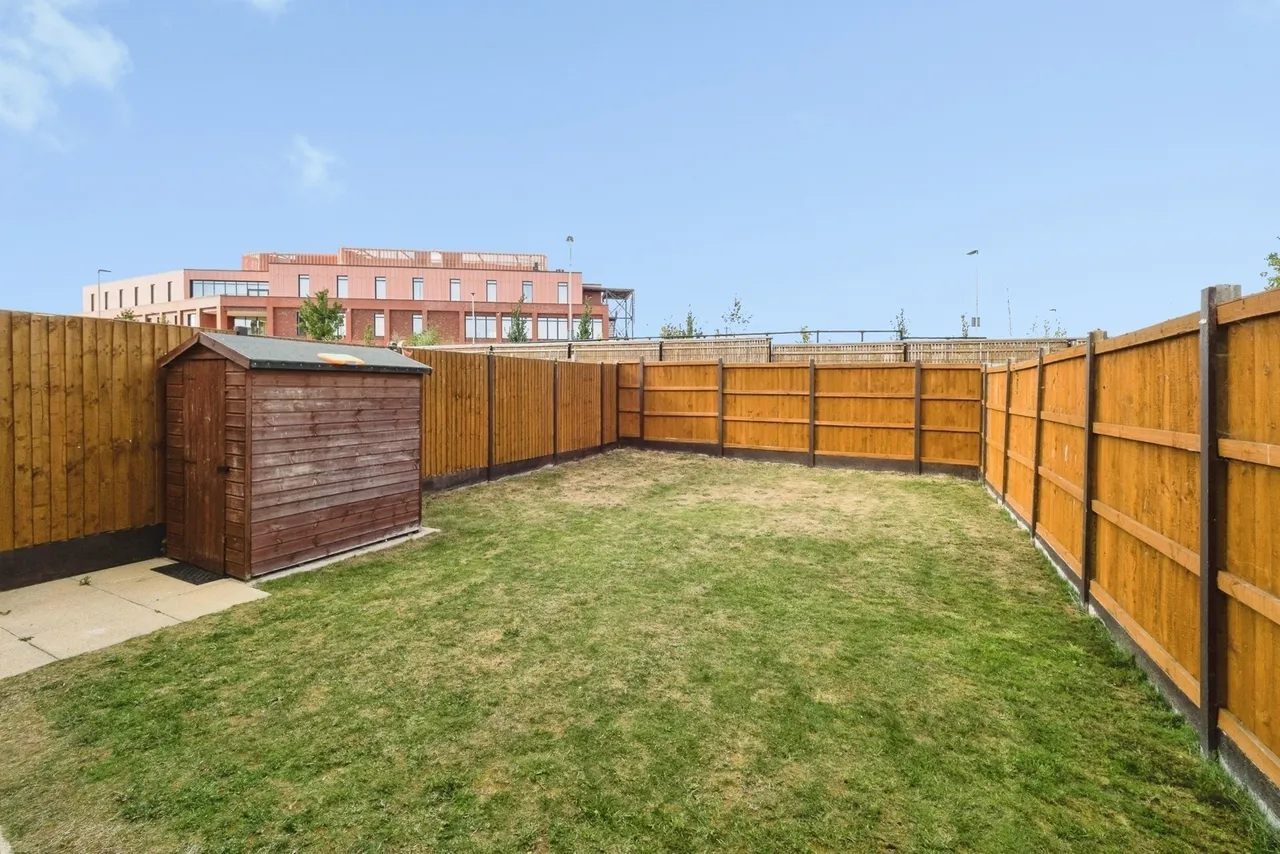 Finlay Gardens, Hornchurch, RM12, photo 19