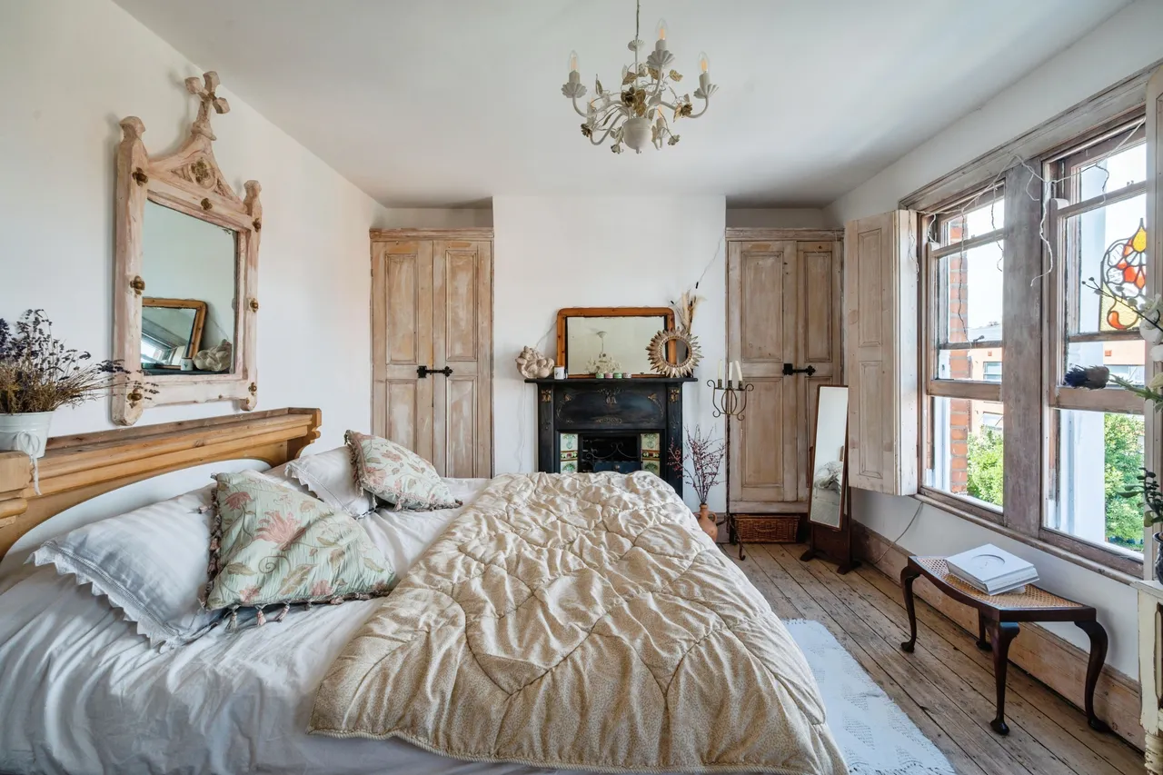Albion Road, London, photo 8
