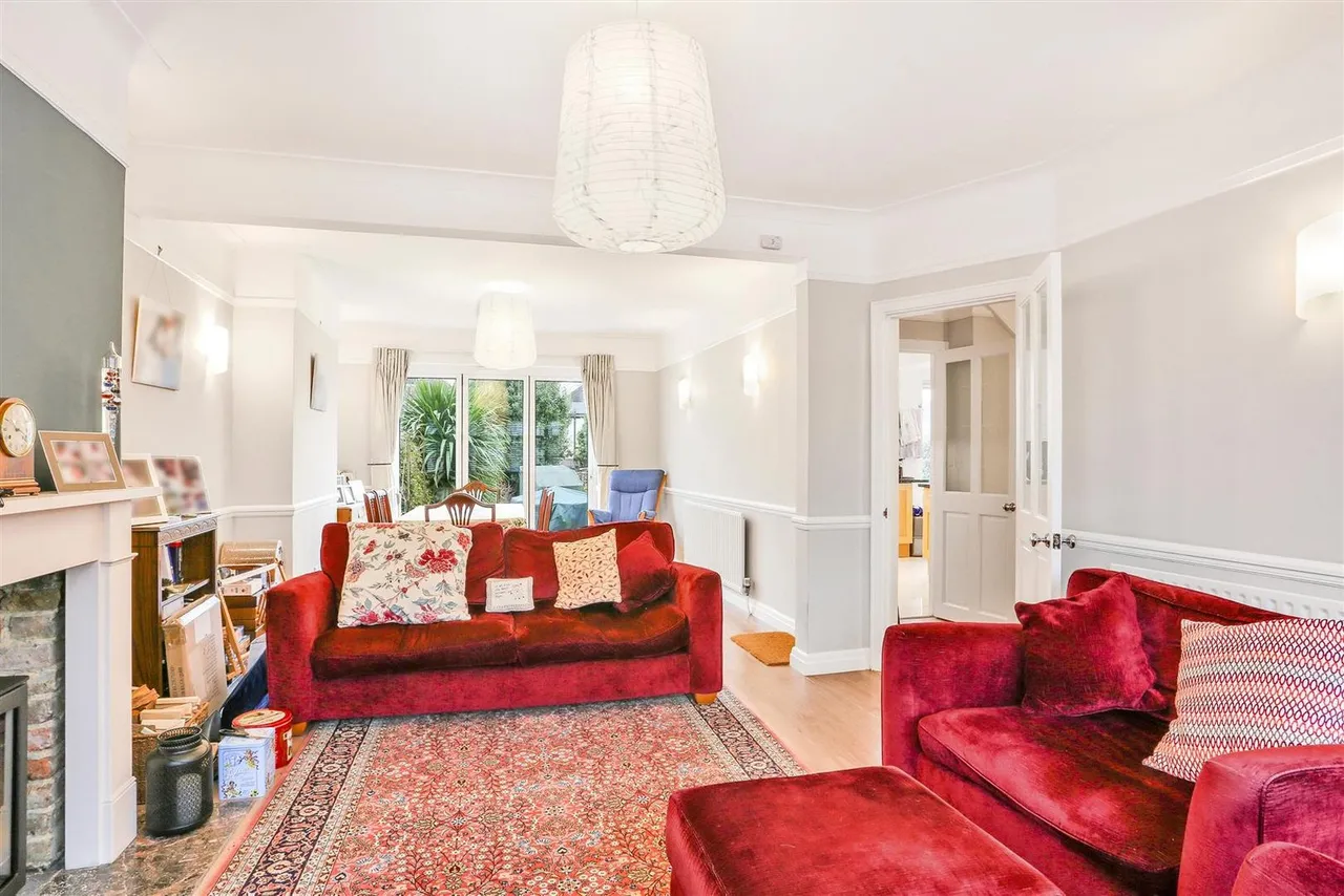 Park Road, Cheam Village, SM3 8PY, photo 6