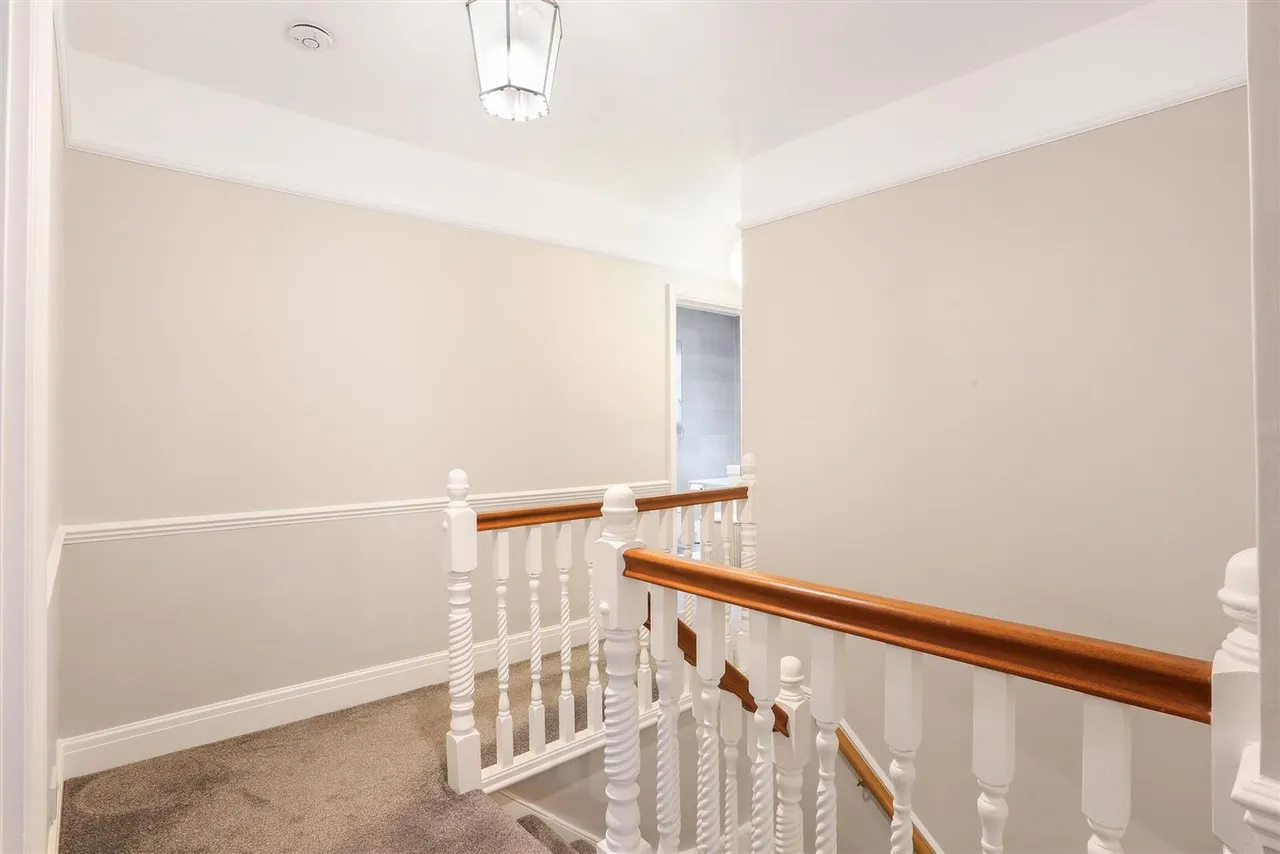 Park Road, Cheam Village, SM3 8PY, photo 15