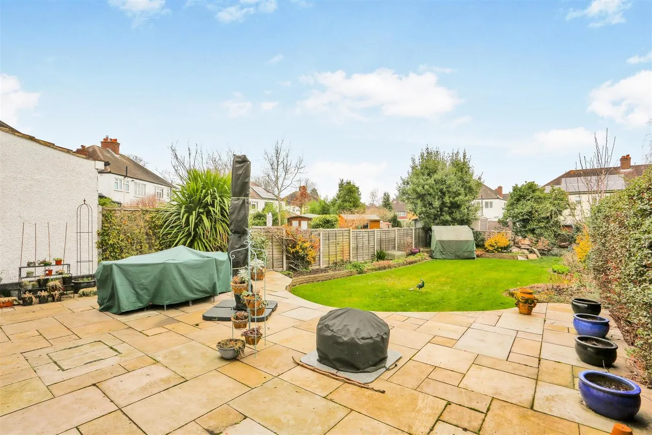Park Road, Cheam Village, SM3 8PY, photo 10