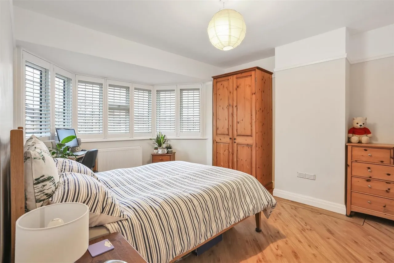 Park Road, Cheam Village, SM3 8PY, photo 14