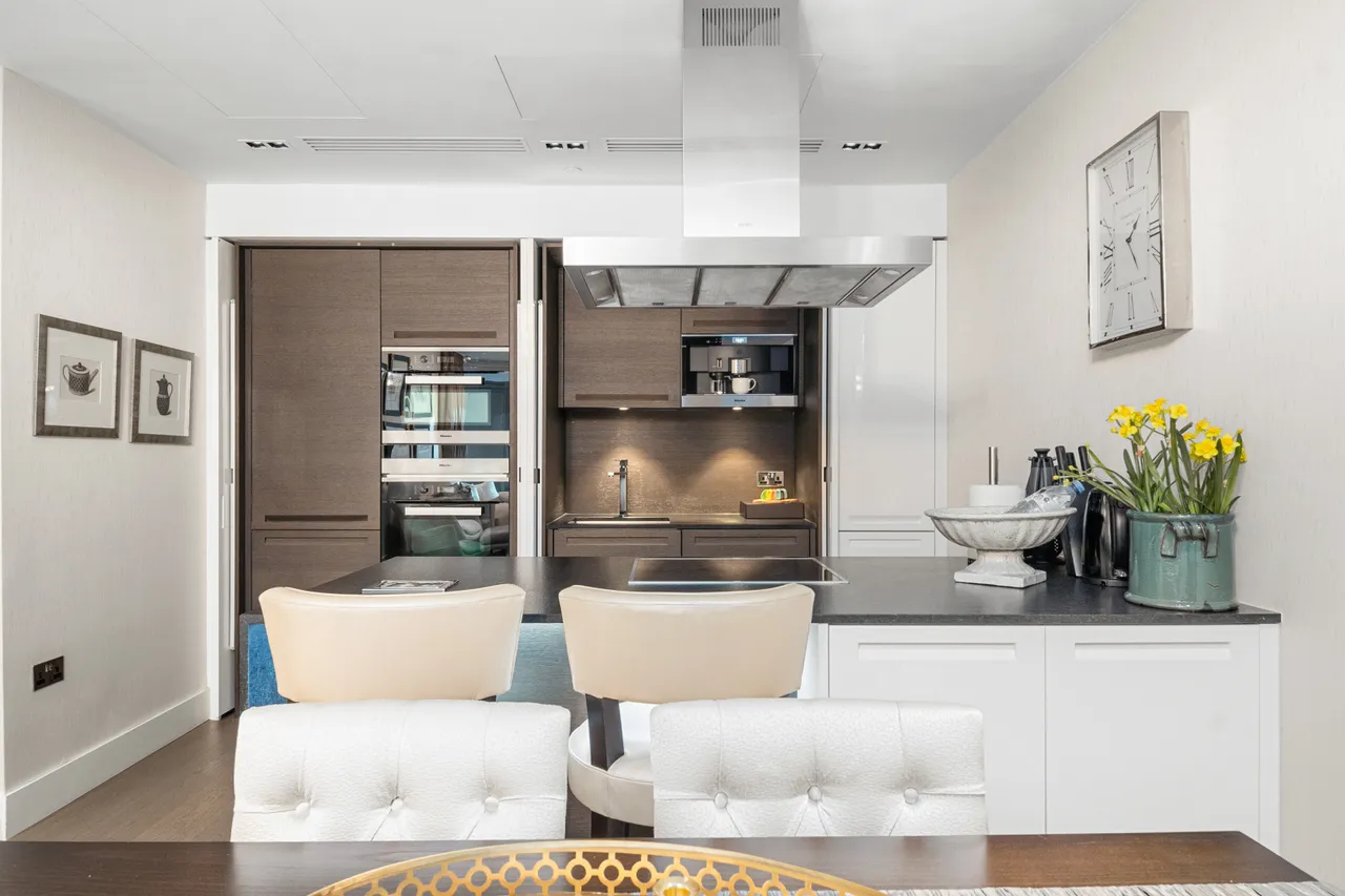 Radnor Terrace, London, W14, photo 6