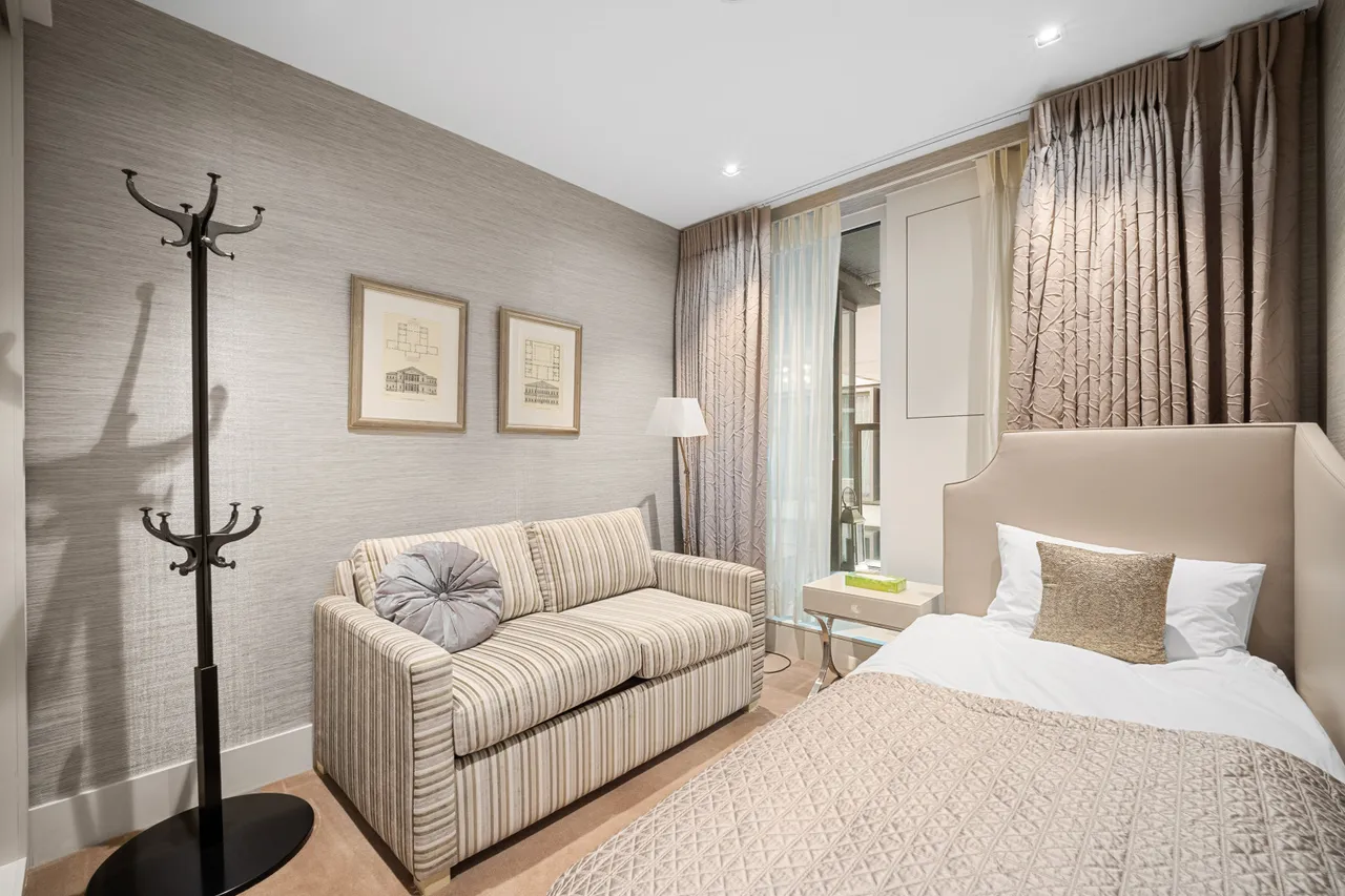 Radnor Terrace, London, W14, photo 16