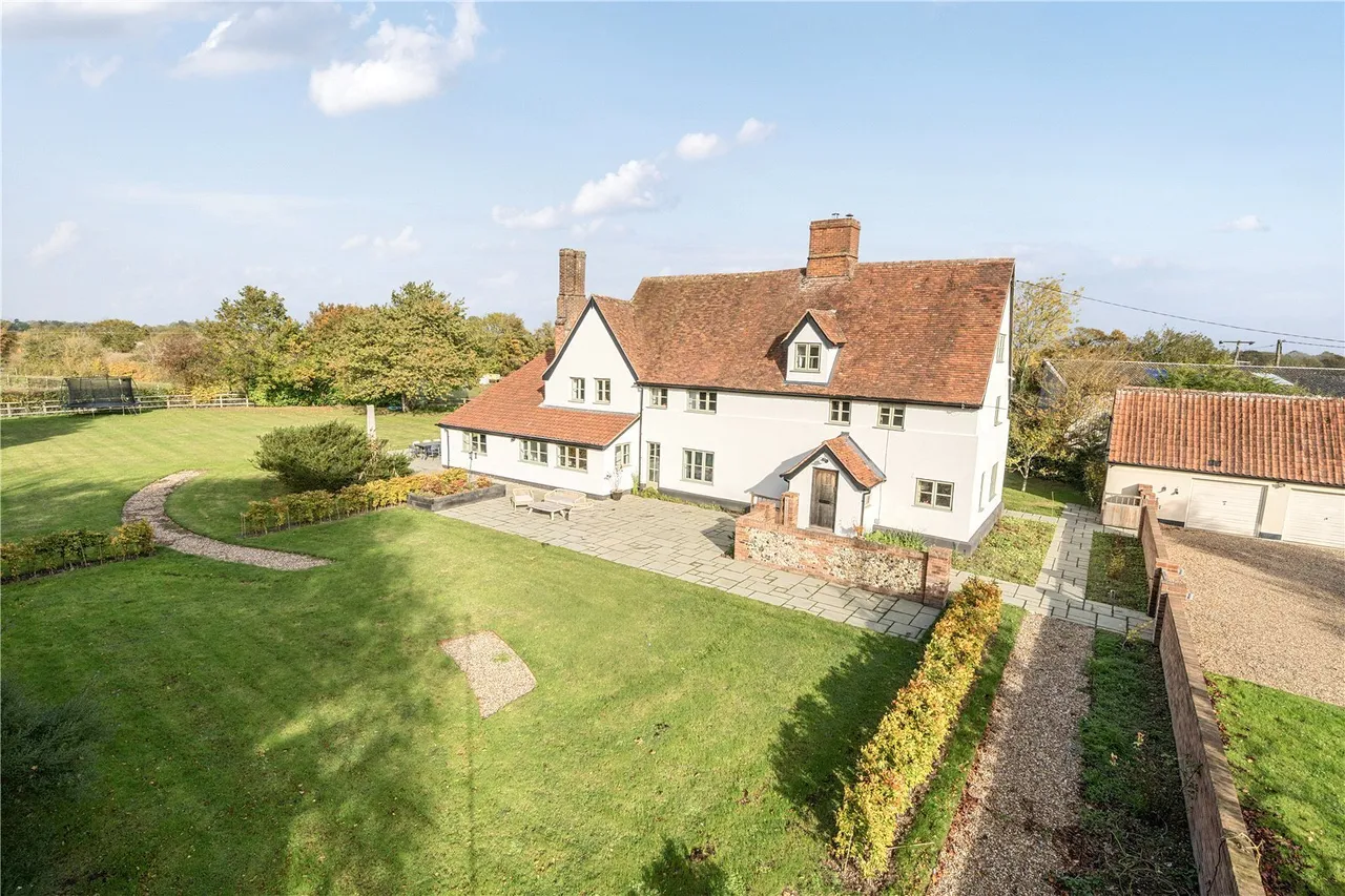 6 bed house for sale, Bury Road, Hitcham, IP7