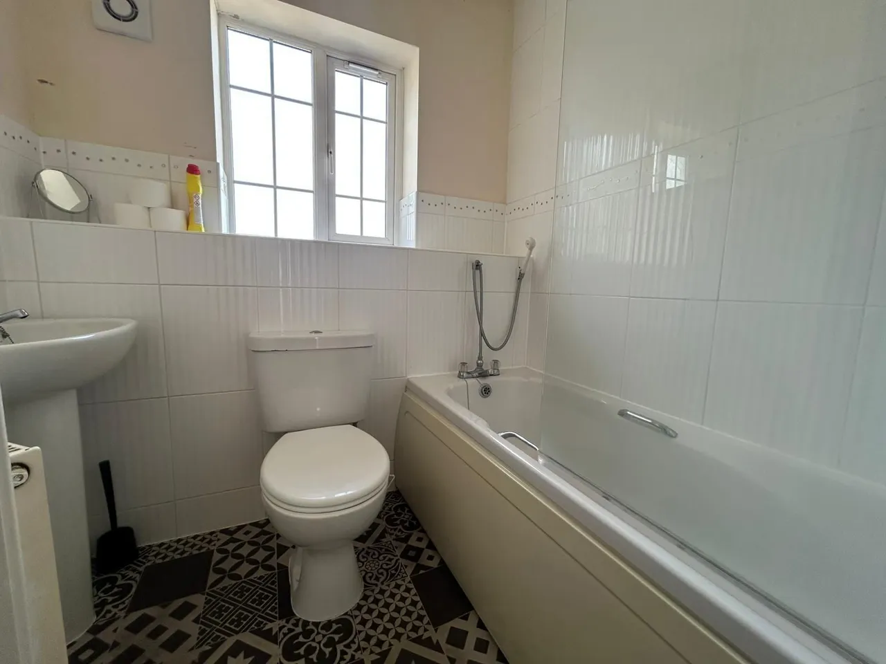 Manorhouse Close, Walsall, WS1, photo 4