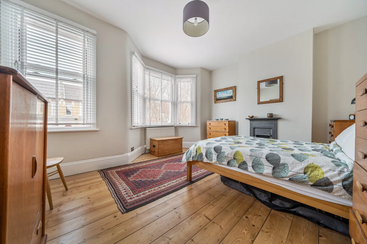 Plum Lane, Woolwich, London, SE18, photo 5