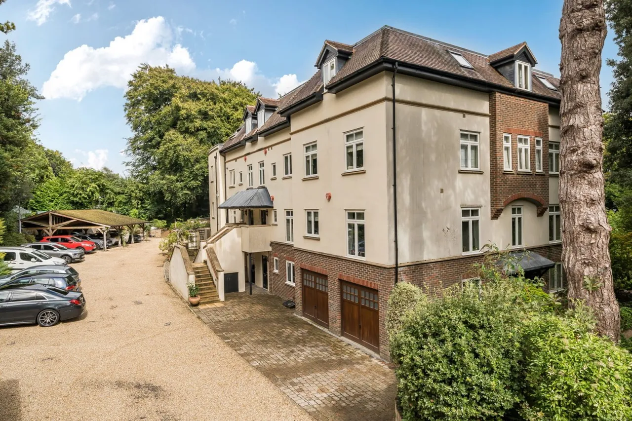 Kings Crescent, Winchester, SO22, photo 18