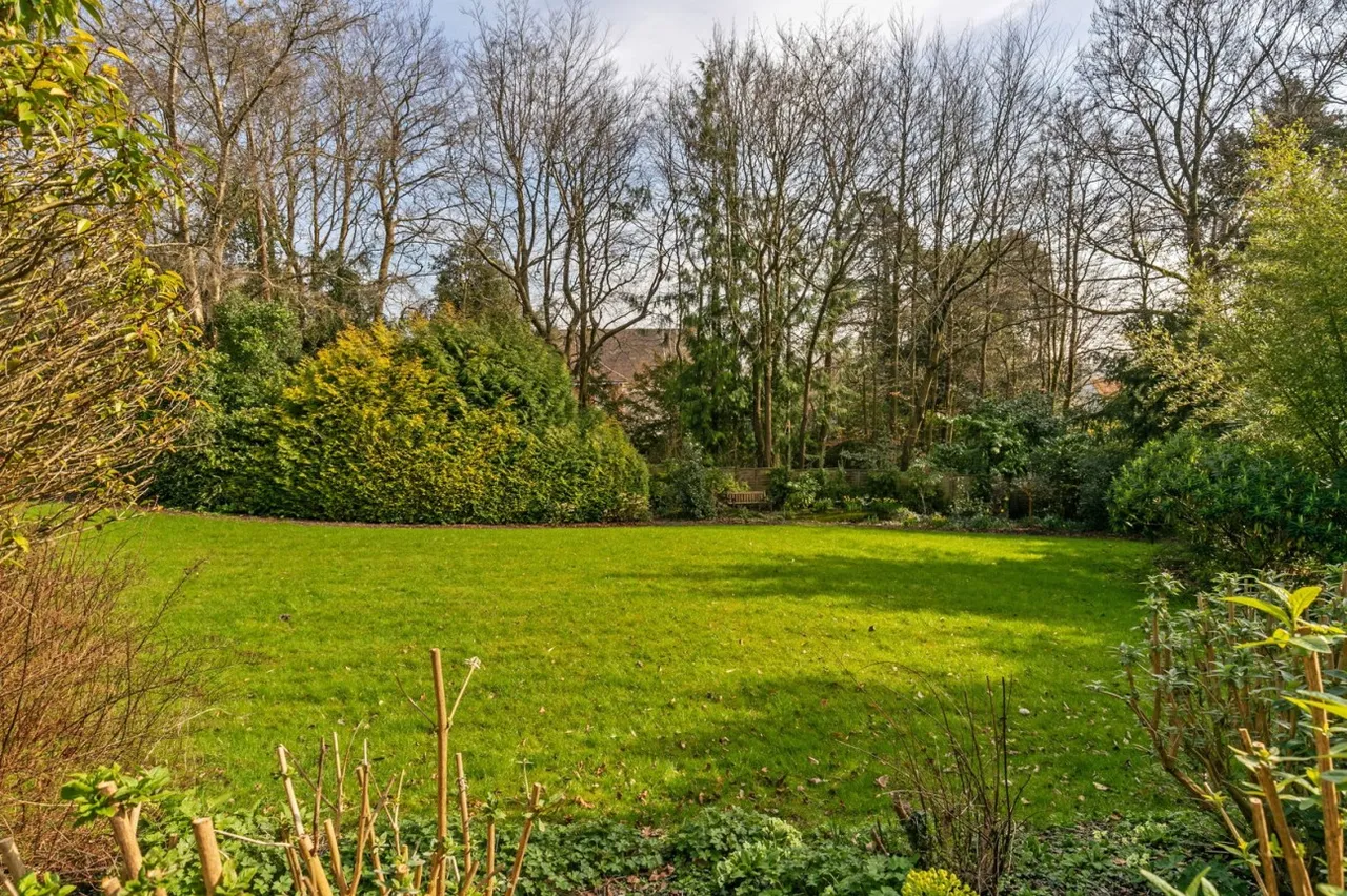 Kings Crescent, Winchester, SO22, photo 3