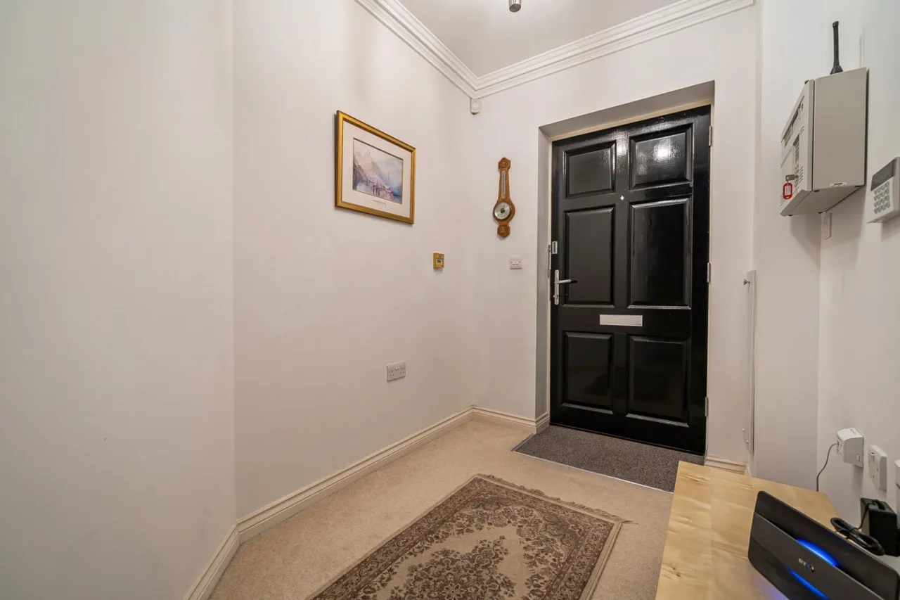 Kings Crescent, Winchester, SO22, photo 4
