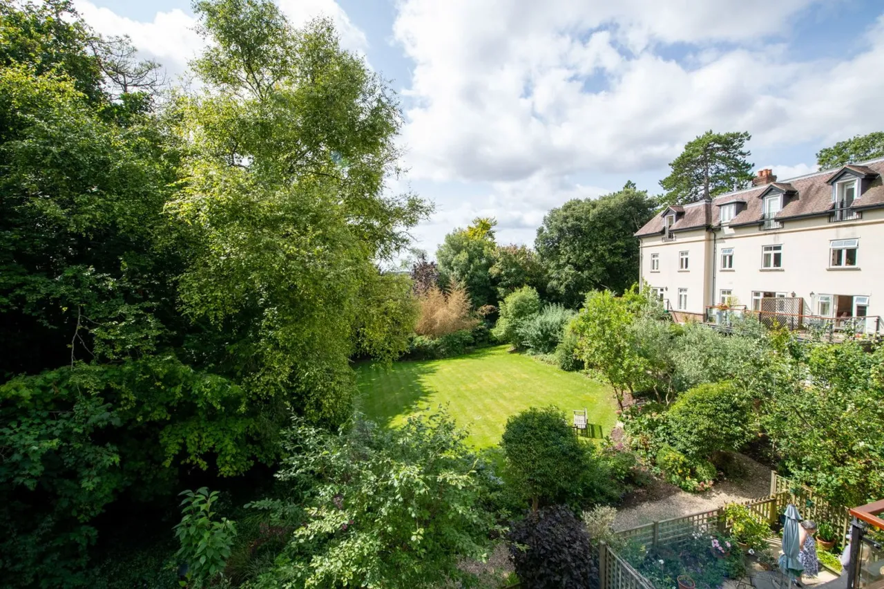 Kings Crescent, Winchester, SO22, photo 24