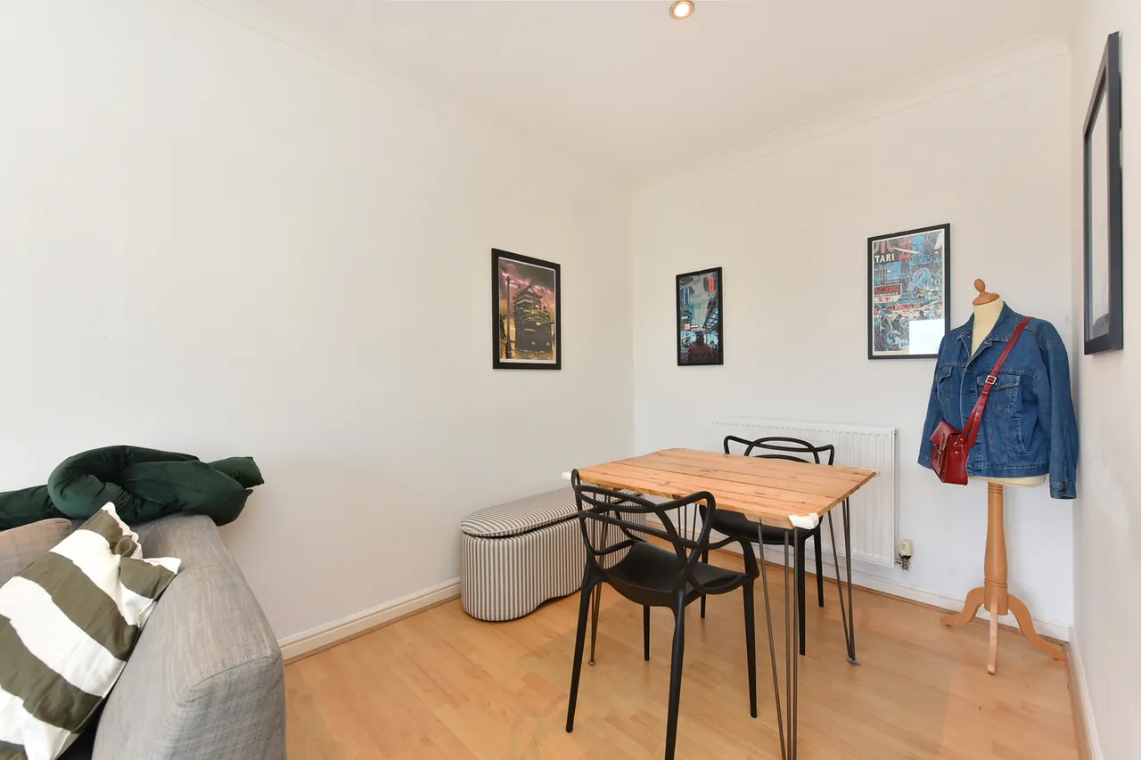 Fawley Lodge, London, E14, photo 5