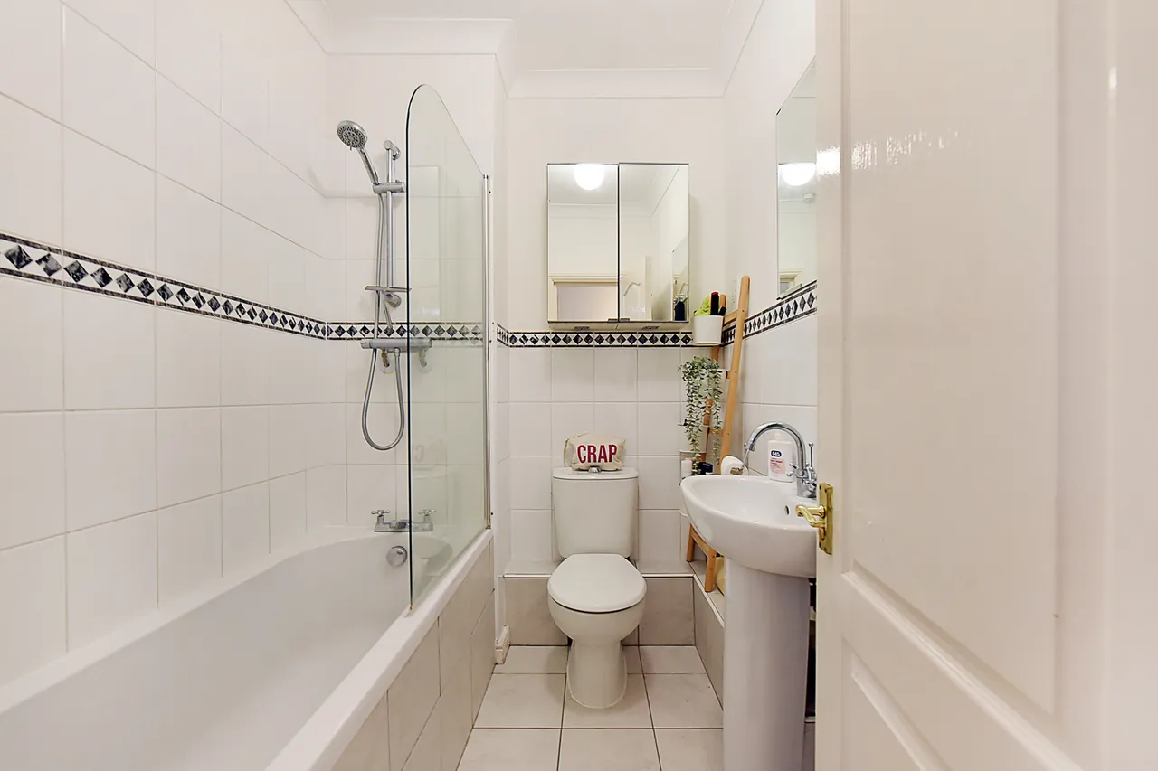 Fawley Lodge, London, E14, photo 9