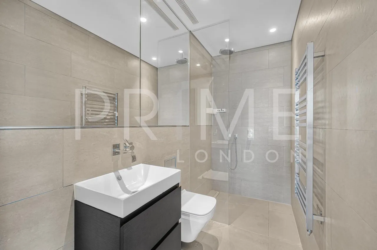 Principal Tower, Spitalfields, EC2A, photo 8